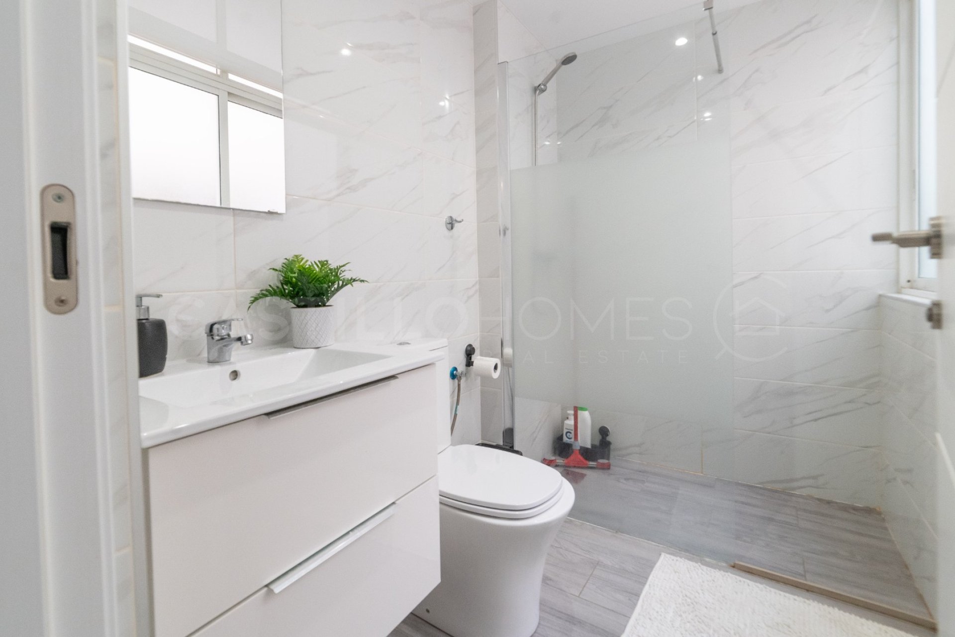 Reventa - Apartamento / piso - Torrevieja - Playa del Cura