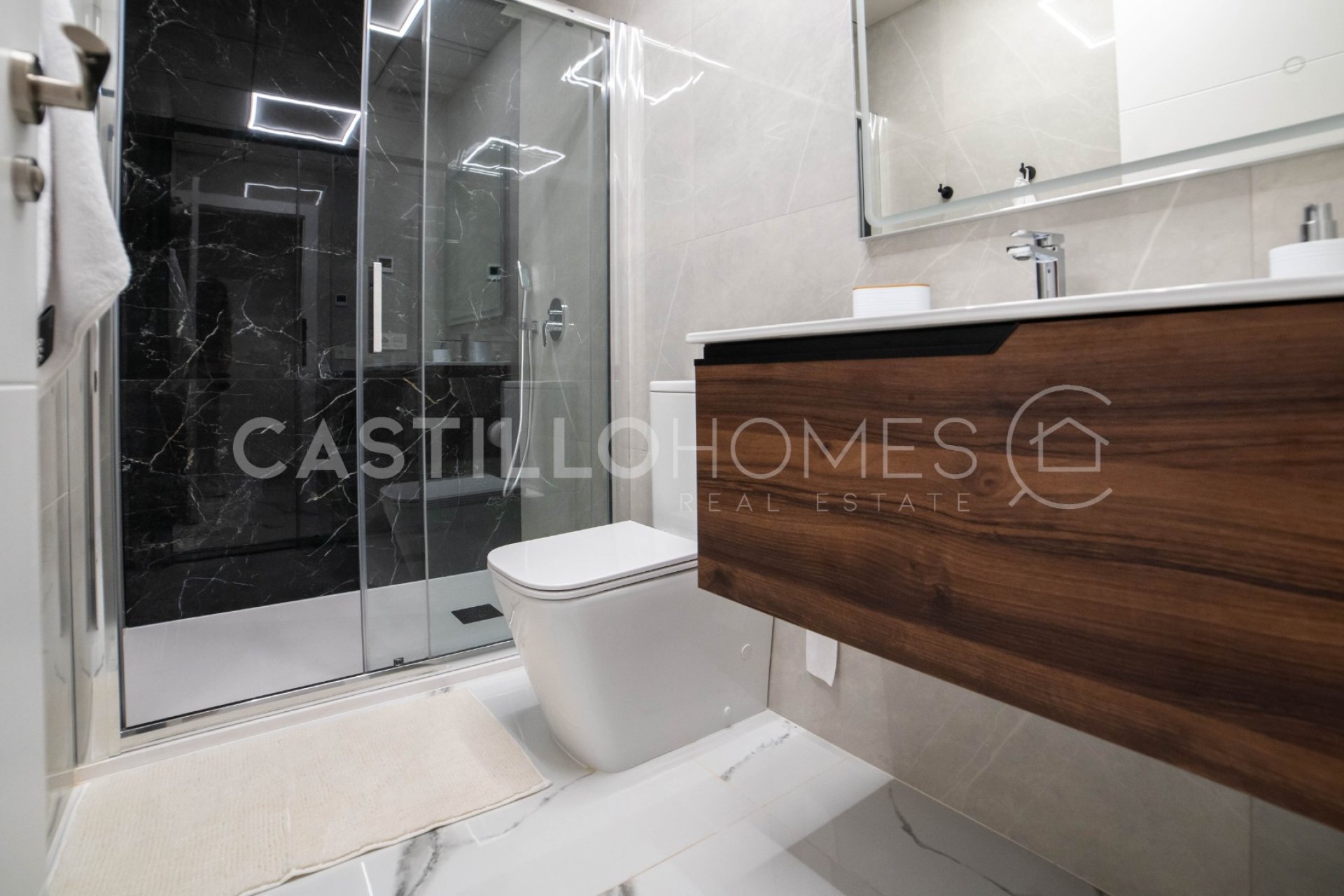 Reventa - Apartamento / piso - Torrevieja - Playa del Cura
