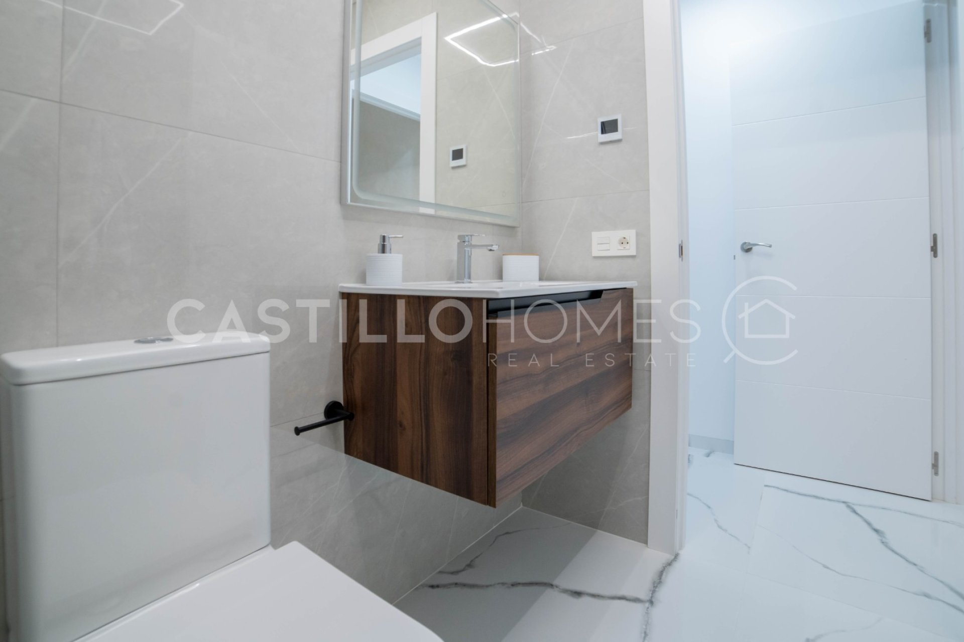 Reventa - Apartamento / piso - Torrevieja - Playa del Cura