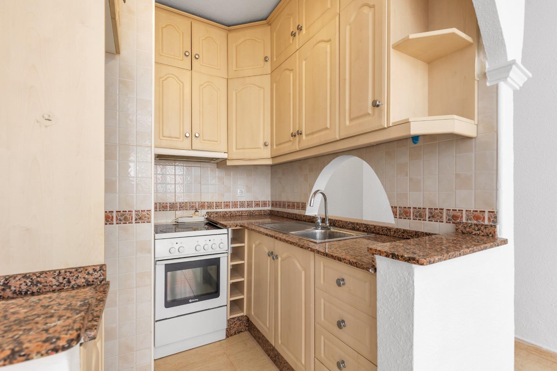 Reventa - Apartamento / piso - Torrevieja - Puerto Deportivo