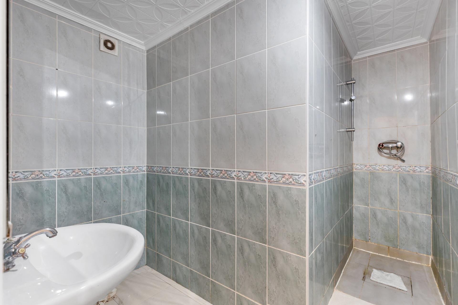 Reventa - Apartamento / piso - Torrevieja - Puerto Deportivo