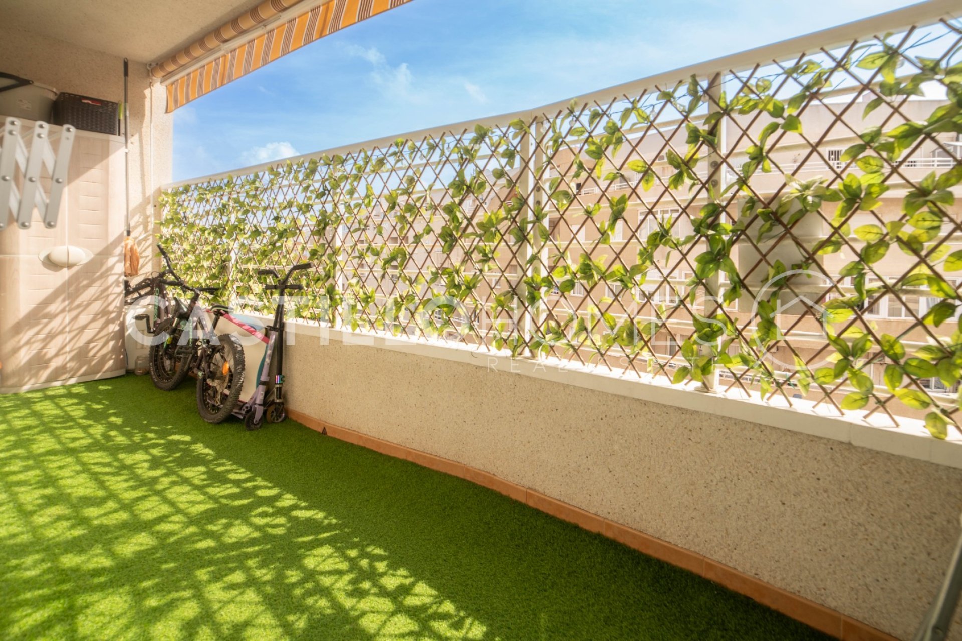 Reventa - Apartamento / piso - Torrevieja - Sector 25