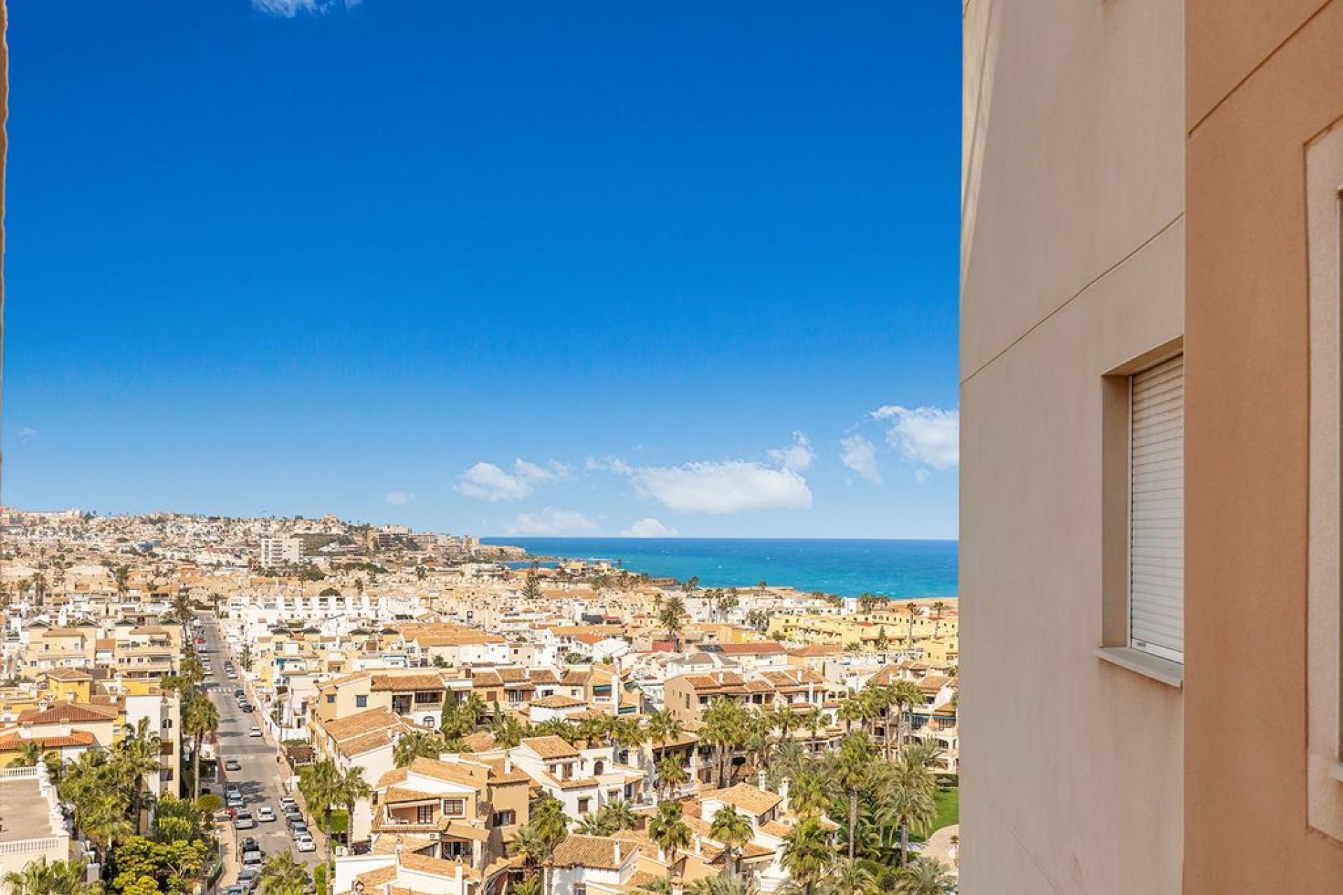 Reventa - Apartamento / piso - Torrevieja - Urb. Rosaleda