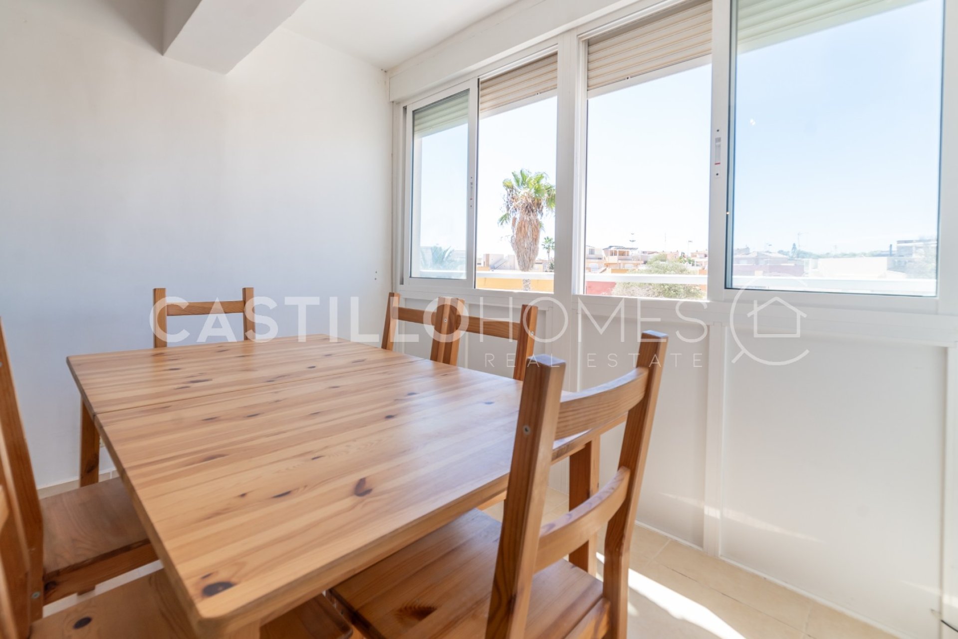 Reventa - Apartamento / piso - Torrevieja - Urb. Rosaleda