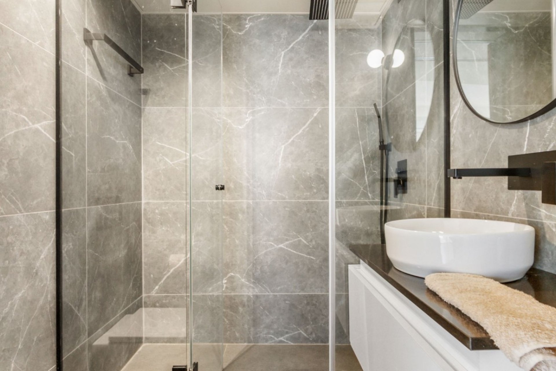 Reventa - Apartamento / piso - Torrevieja