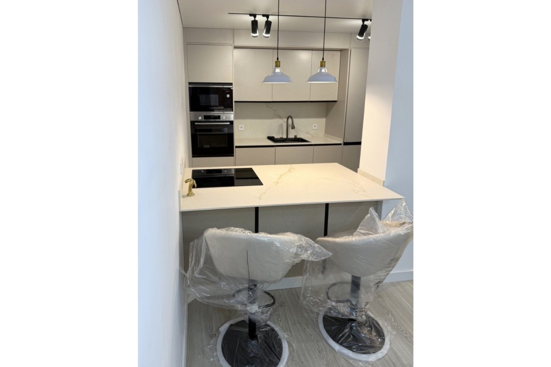 Reventa - Apartamento / piso - Torrevieja