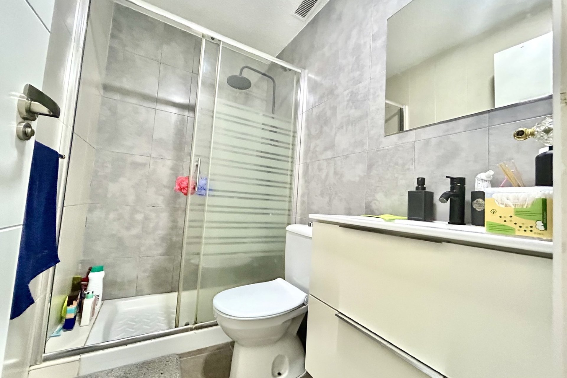 Reventa - Apartamento / piso - Torrevieja