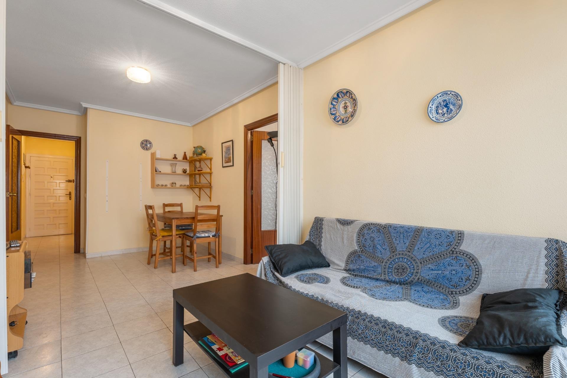 Reventa - Apartamento / piso - Torrevieja