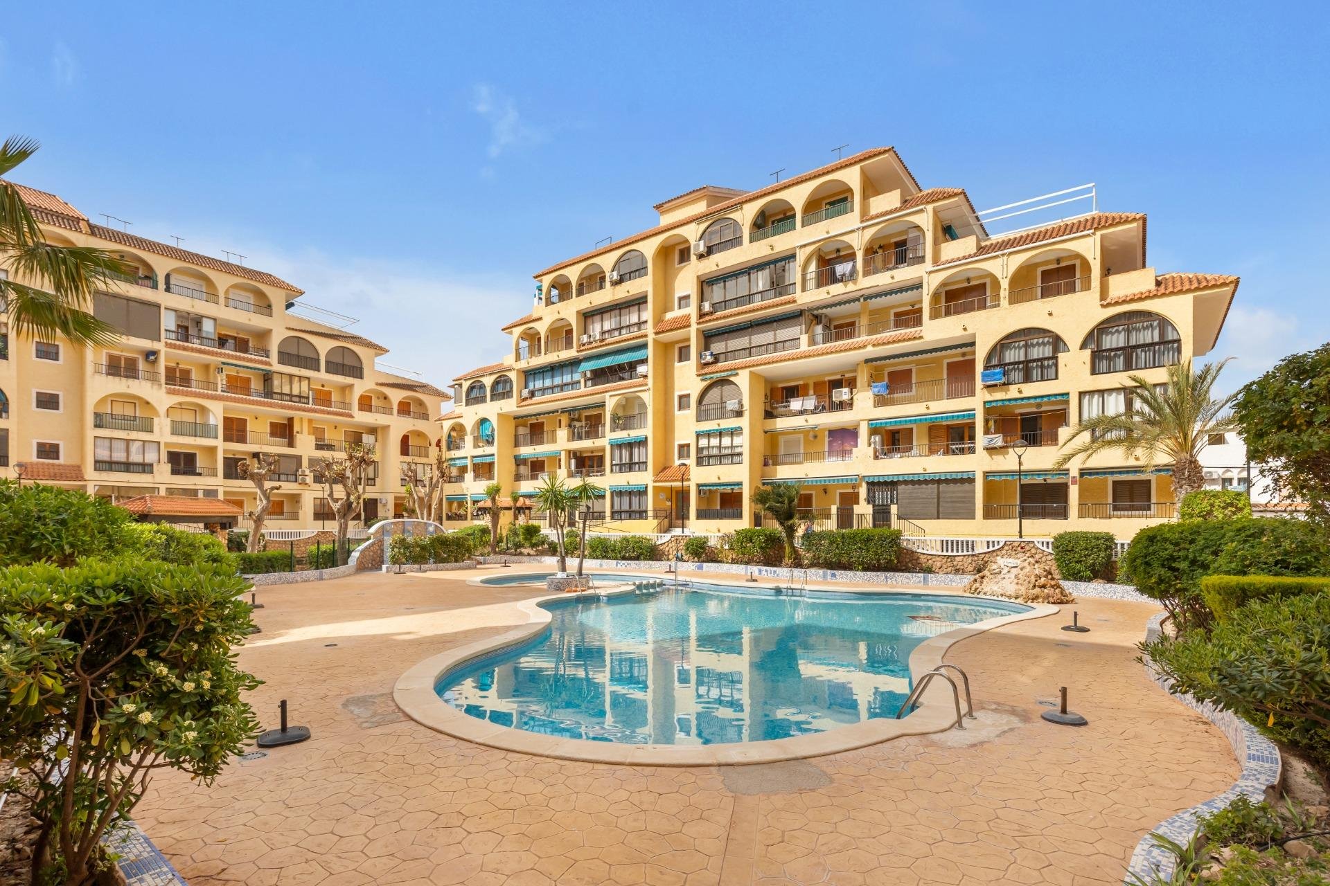 Reventa - Apartamento / piso - Torrevieja