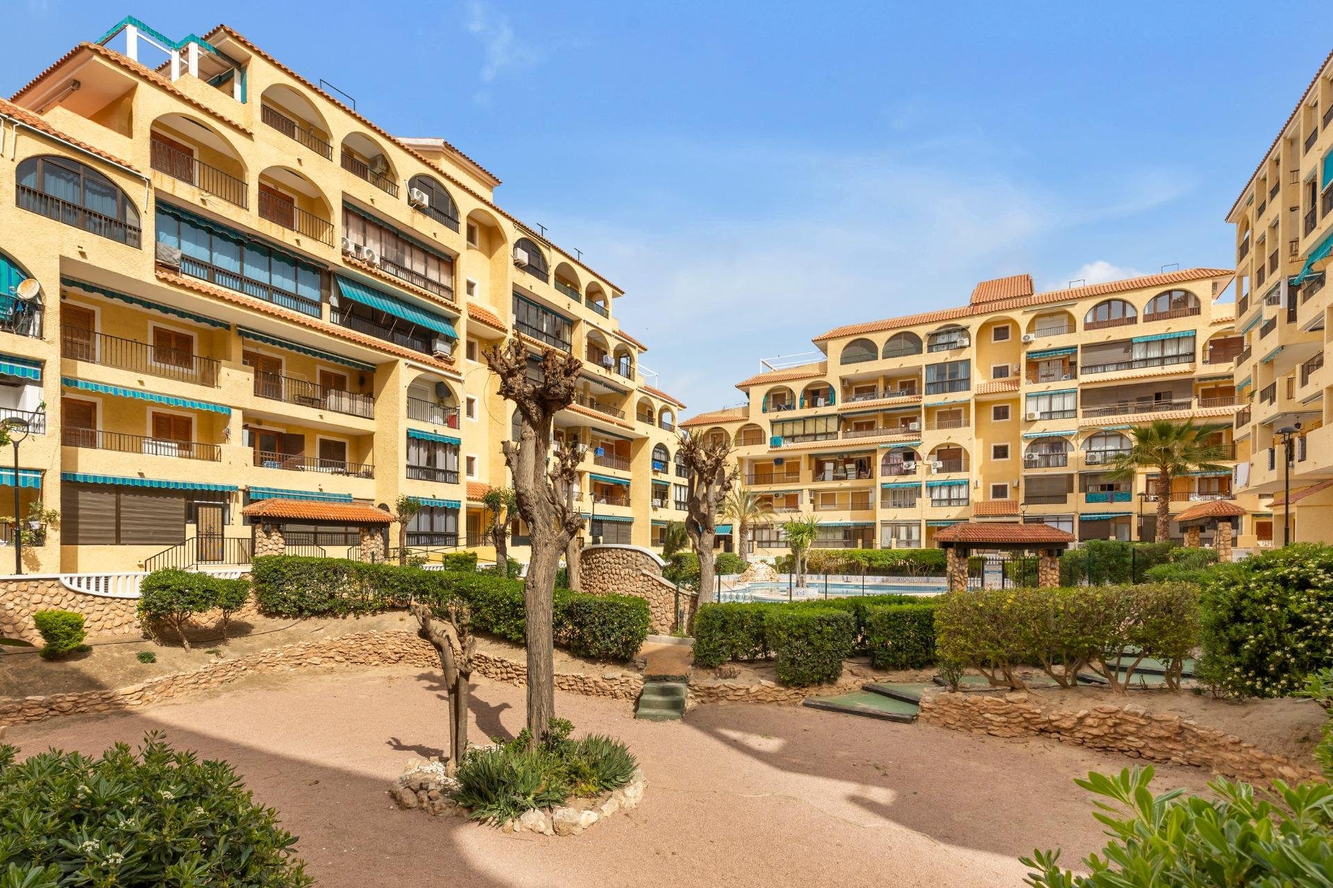 Reventa - Apartamento / piso - Torrevieja