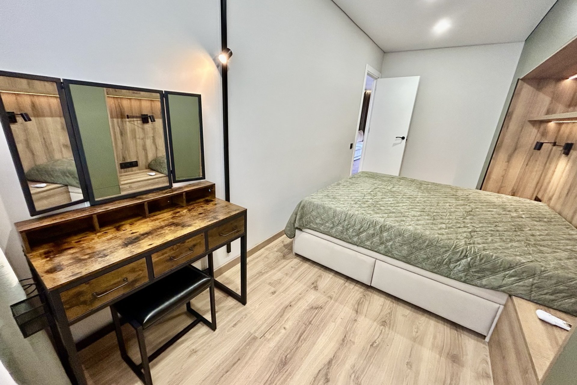 Reventa - Apartamento / piso - Torrevieja