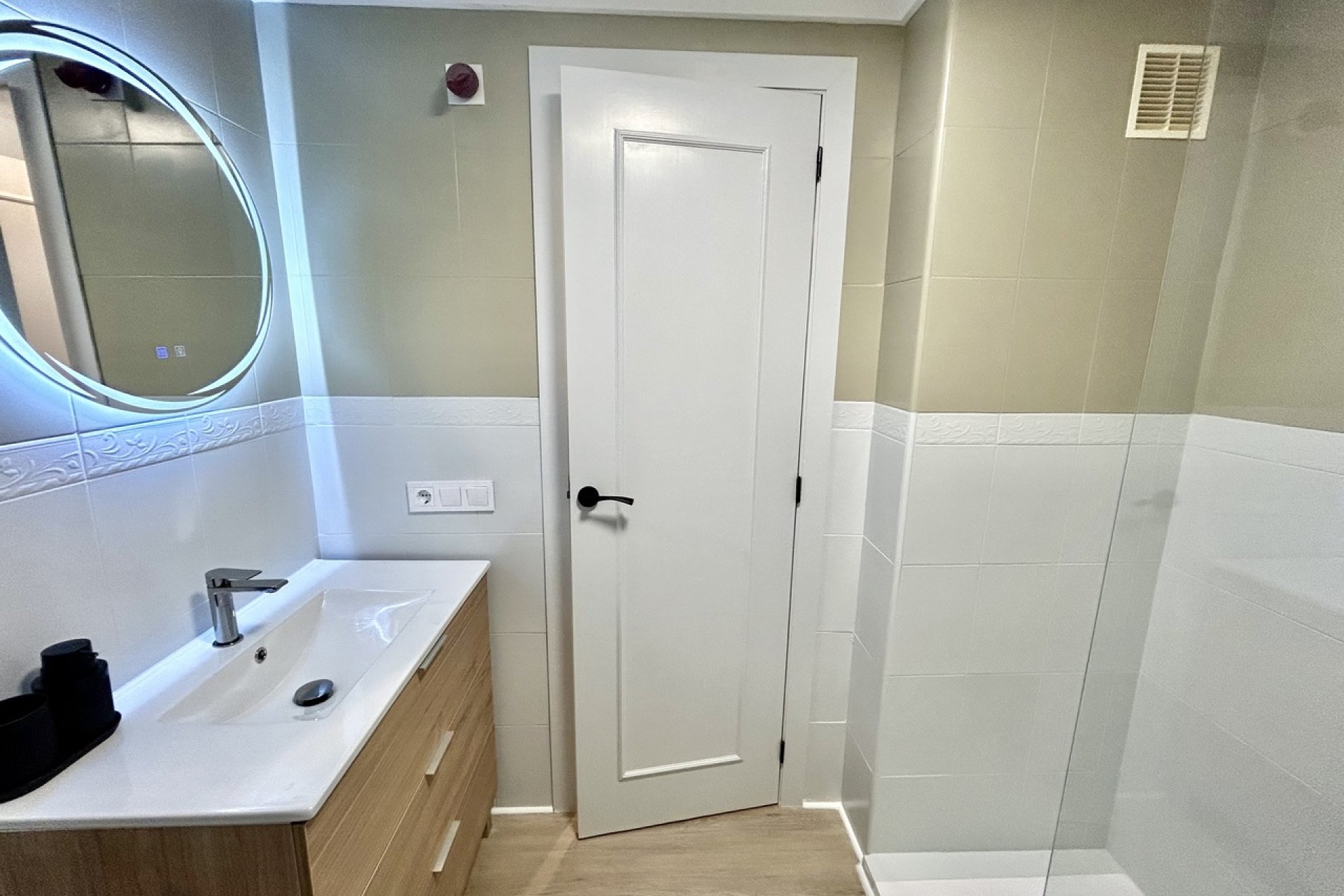 Reventa - Apartamento / piso - Torrevieja