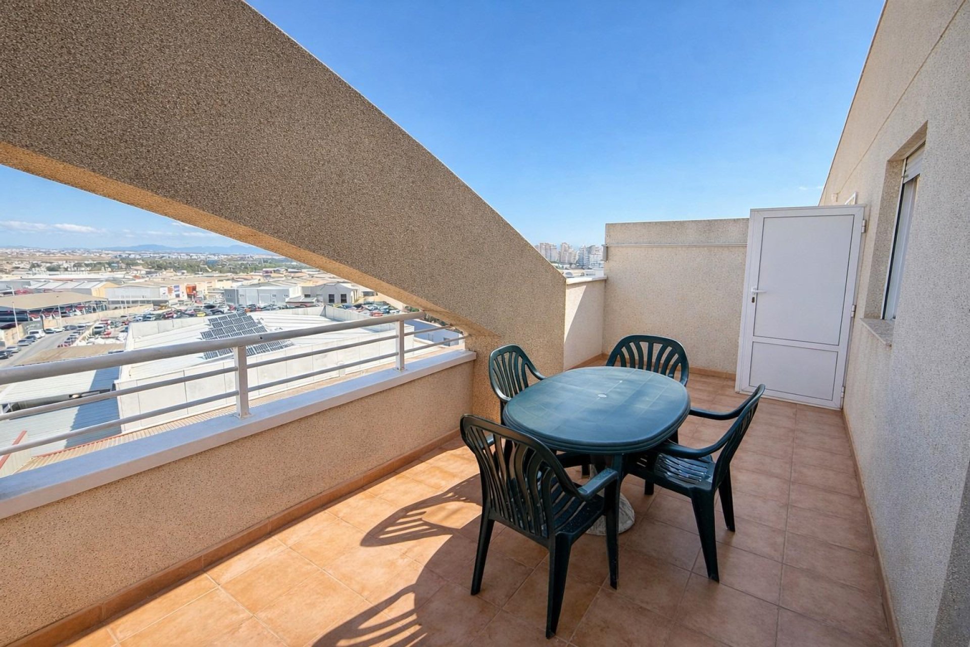 Reventa - Ático - Torrevieja