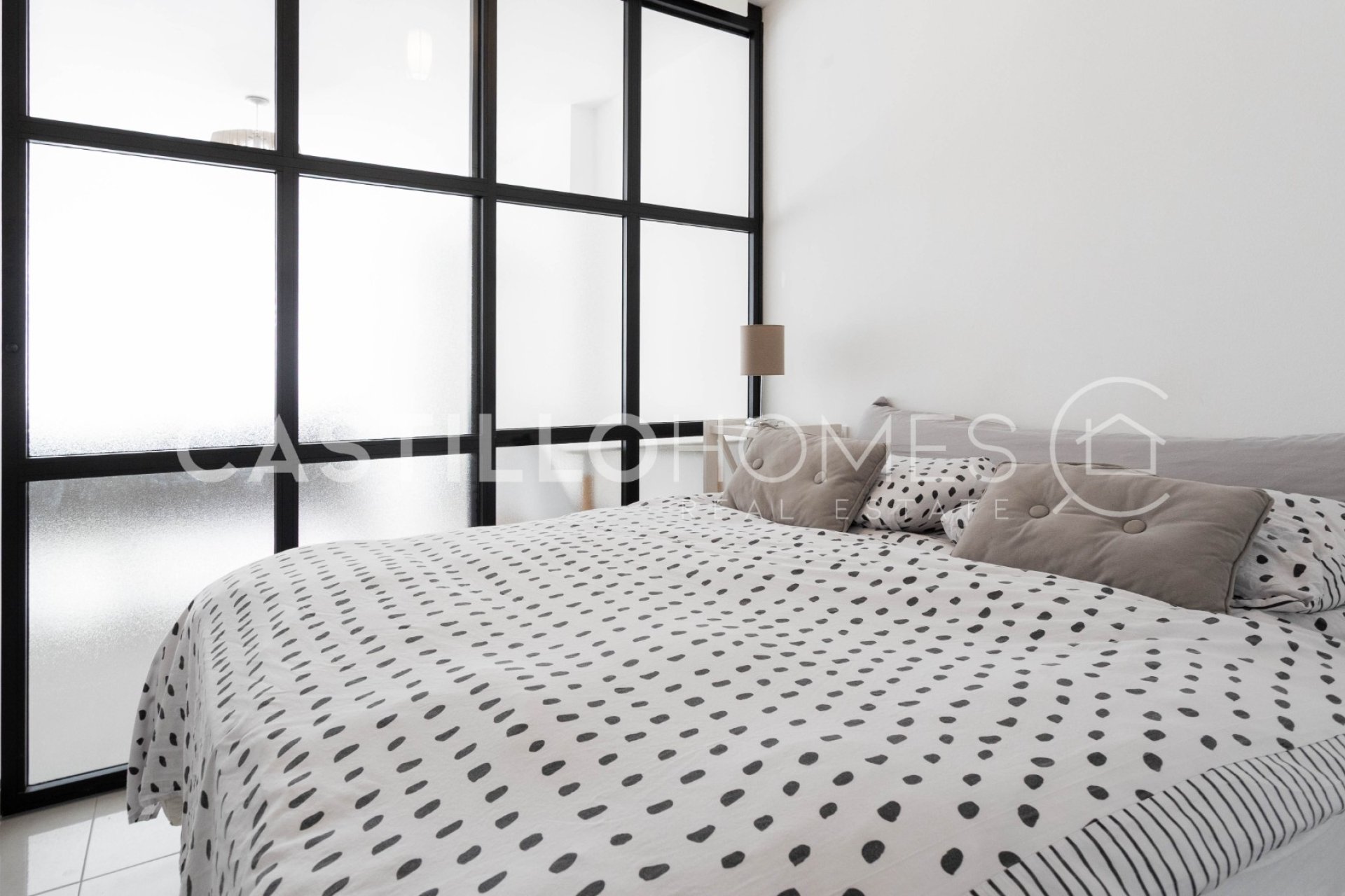 Reventa - Estudio - Torrevieja - Centro