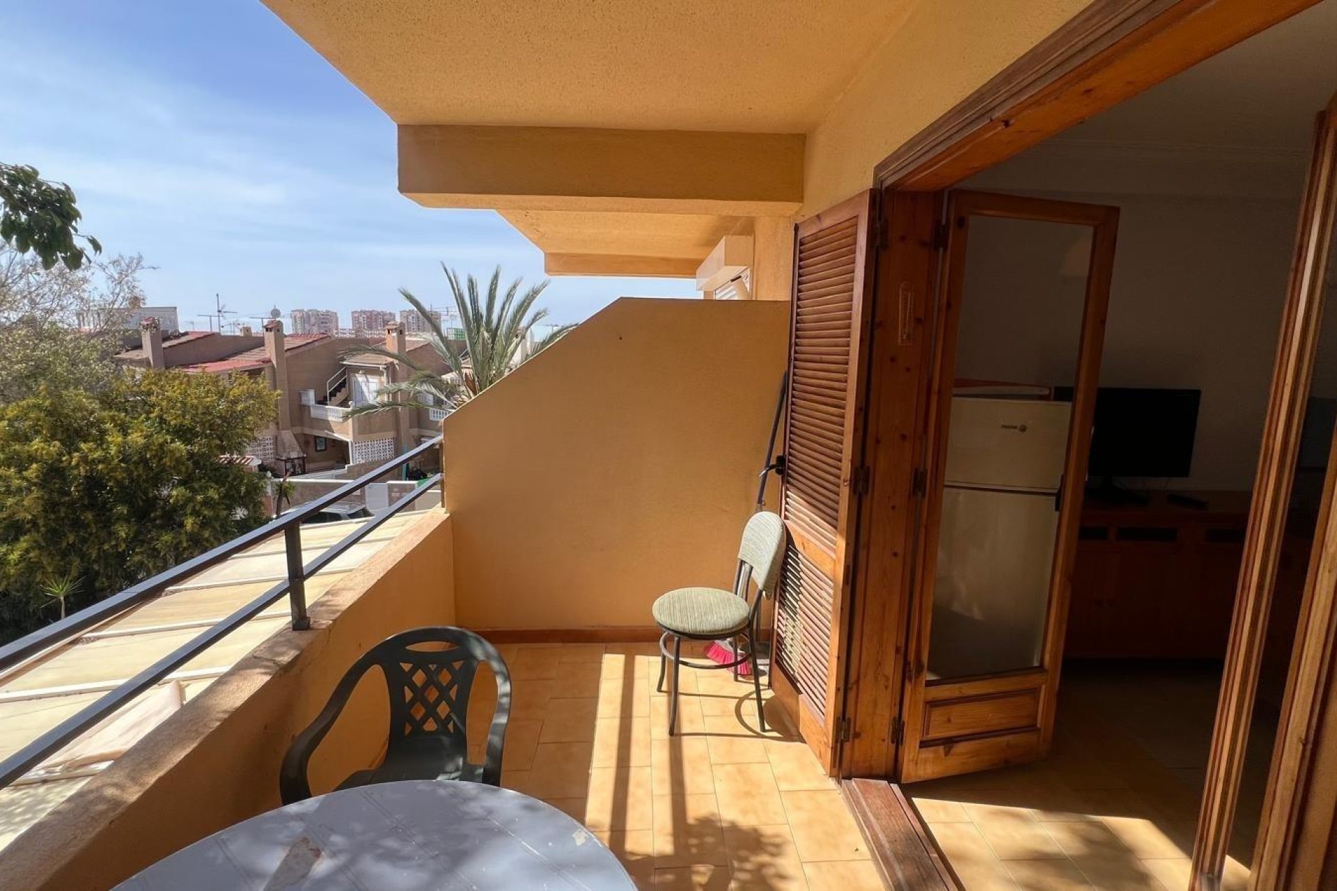 Reventa - Estudio - Torrevieja - Urb. Rosaleda