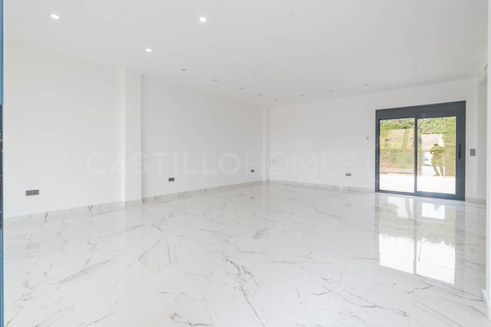 Reventa - Villa - Alicante - Campoamor