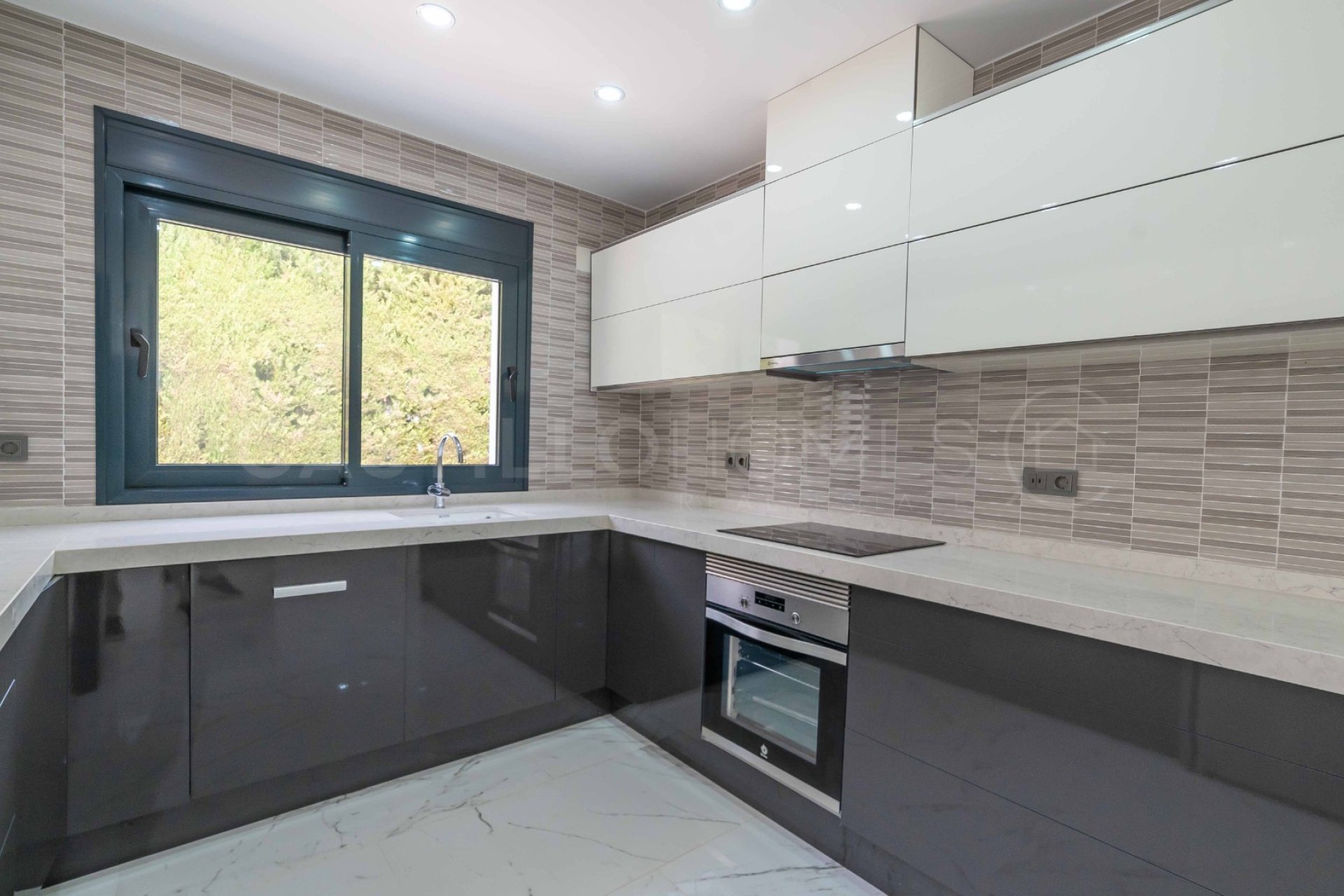 Reventa - Villa - Alicante - Campoamor