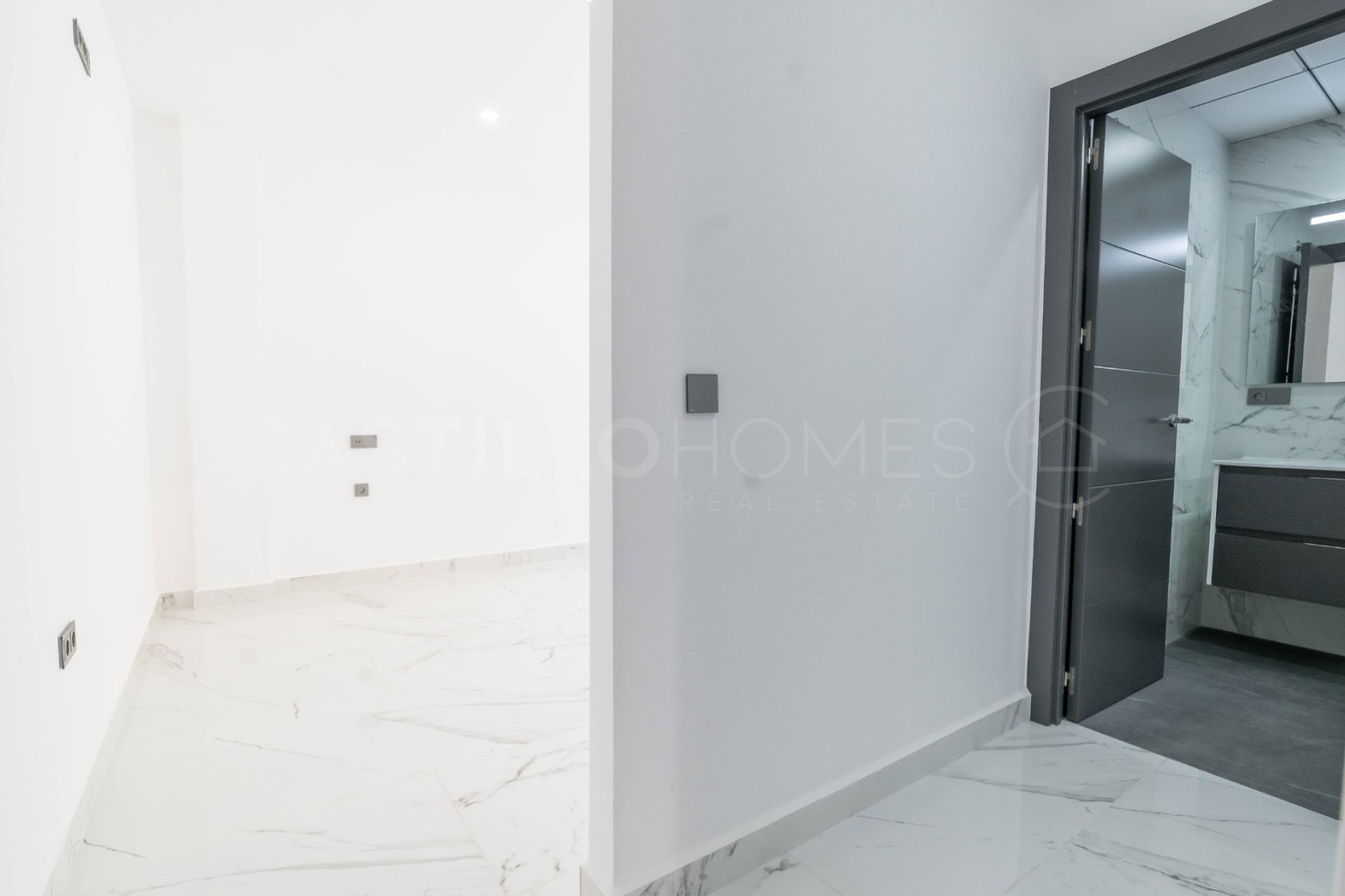 Reventa - Villa - Alicante - Campoamor