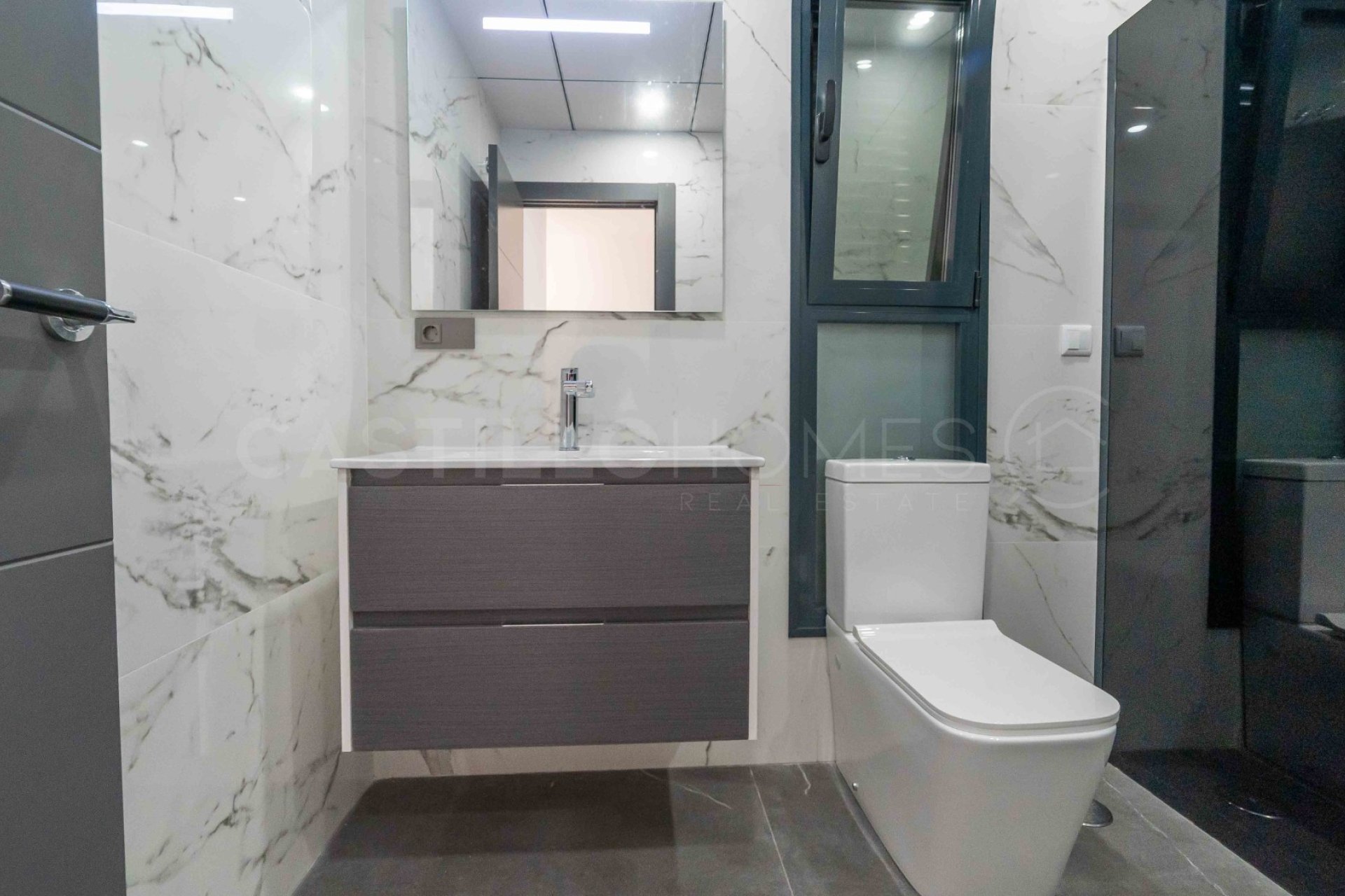 Reventa - Villa - Alicante - Campoamor