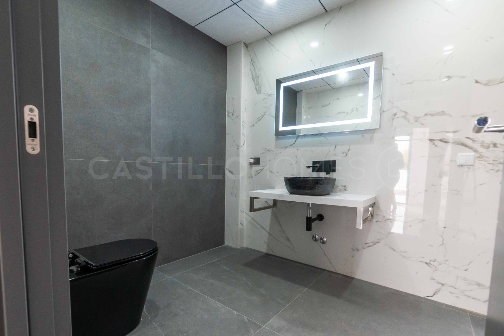 Reventa - Villa - Alicante - Campoamor