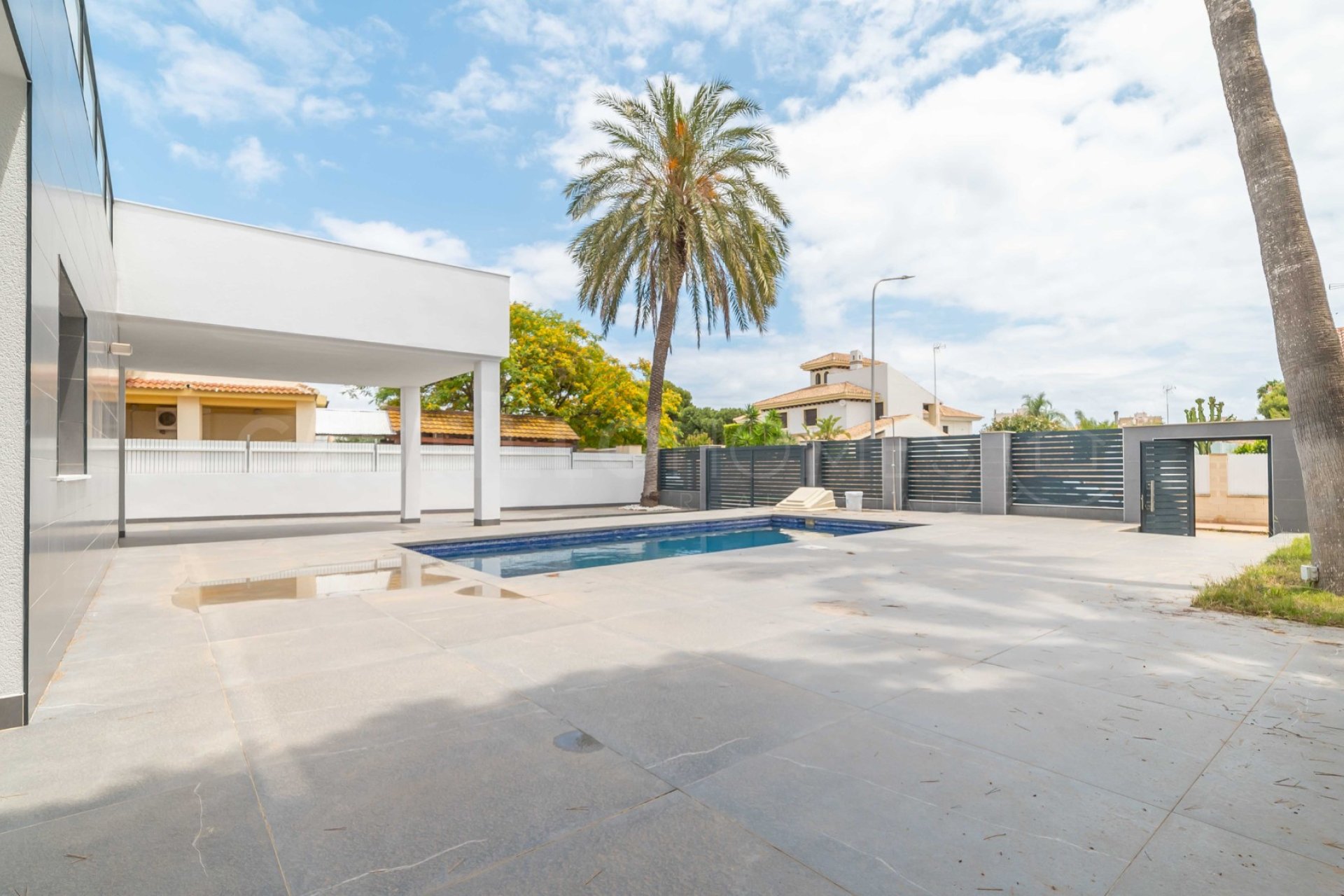 Reventa - Villa - Alicante - Campoamor