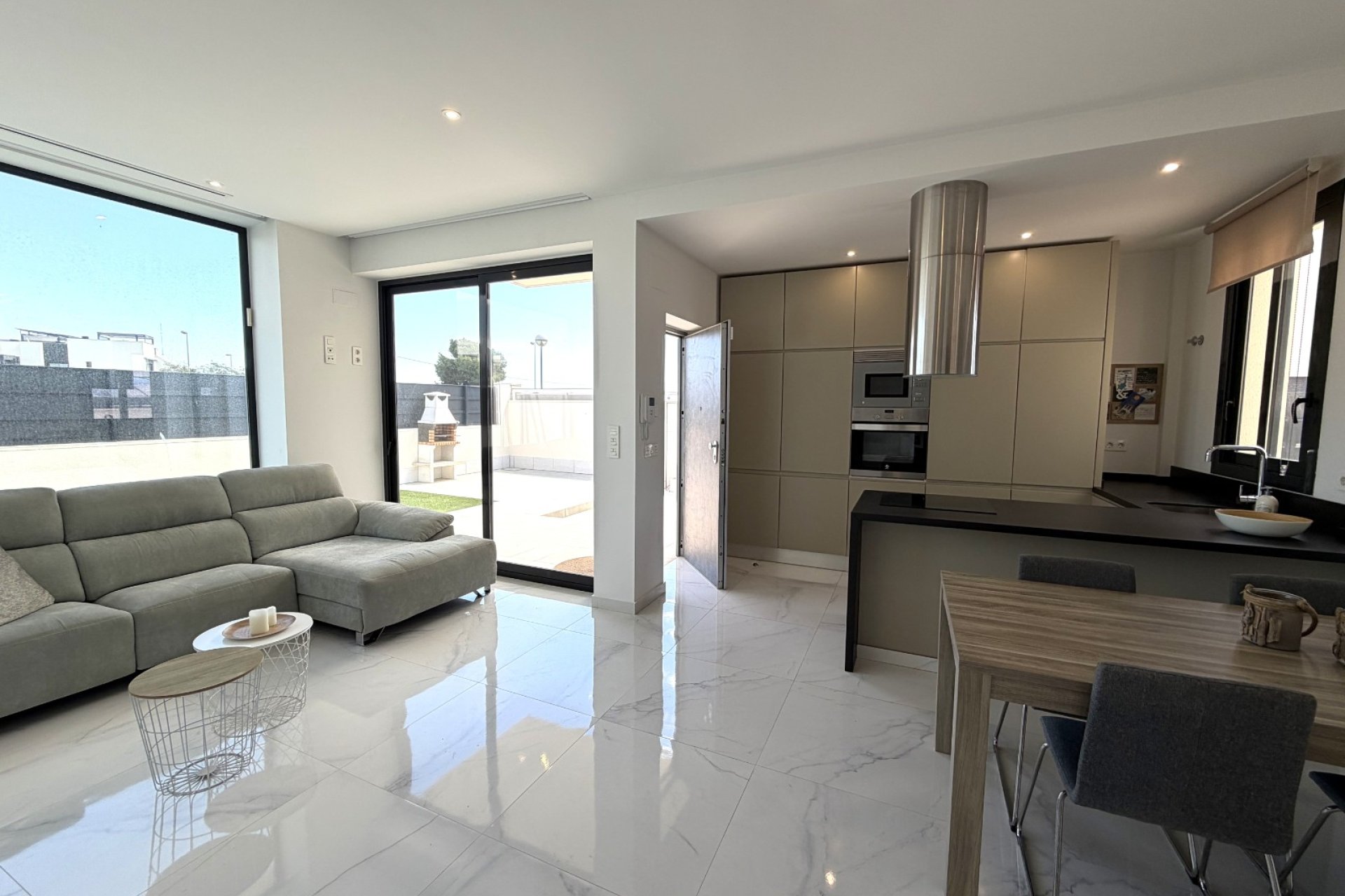 Reventa - Villa - Ciudad Quesada - La Laguna