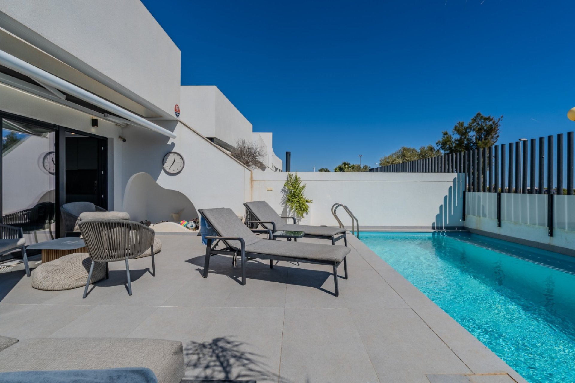 Reventa - Villa - Guardamar del Segura - Urbanizaciones