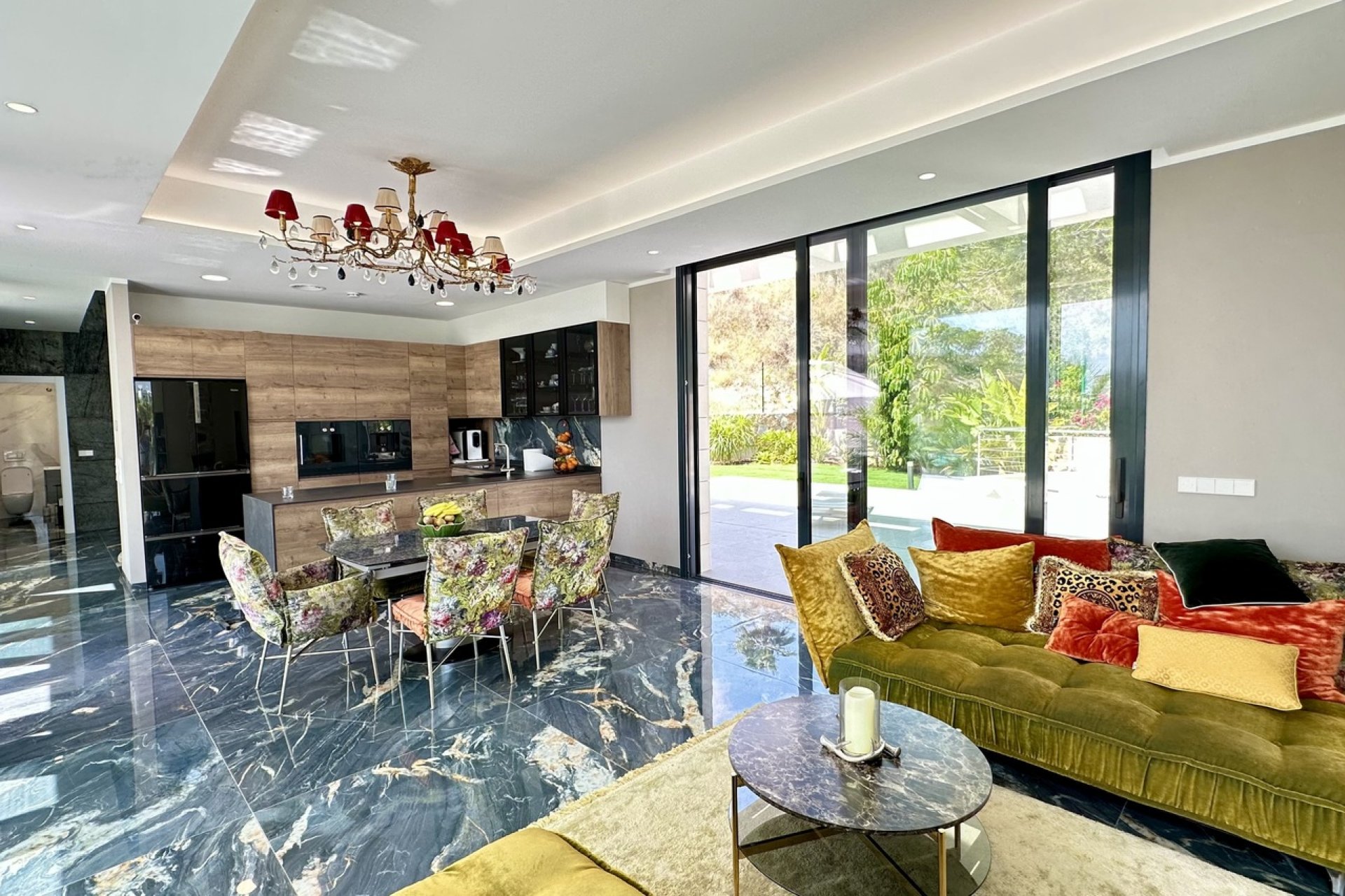 Reventa - Villa - Las Colinas Golf Resort