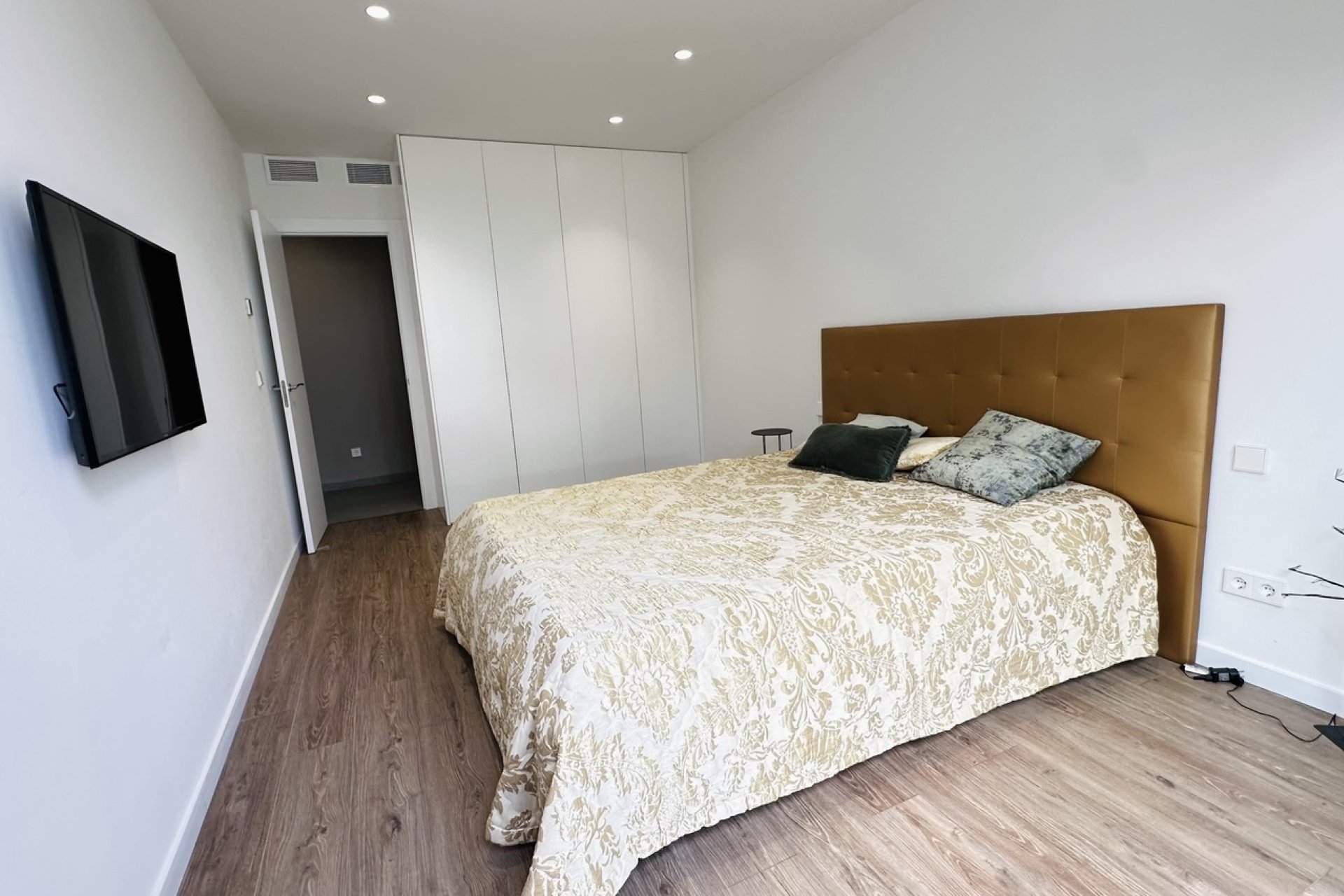 Reventa - Villa - Las Colinas Golf Resort