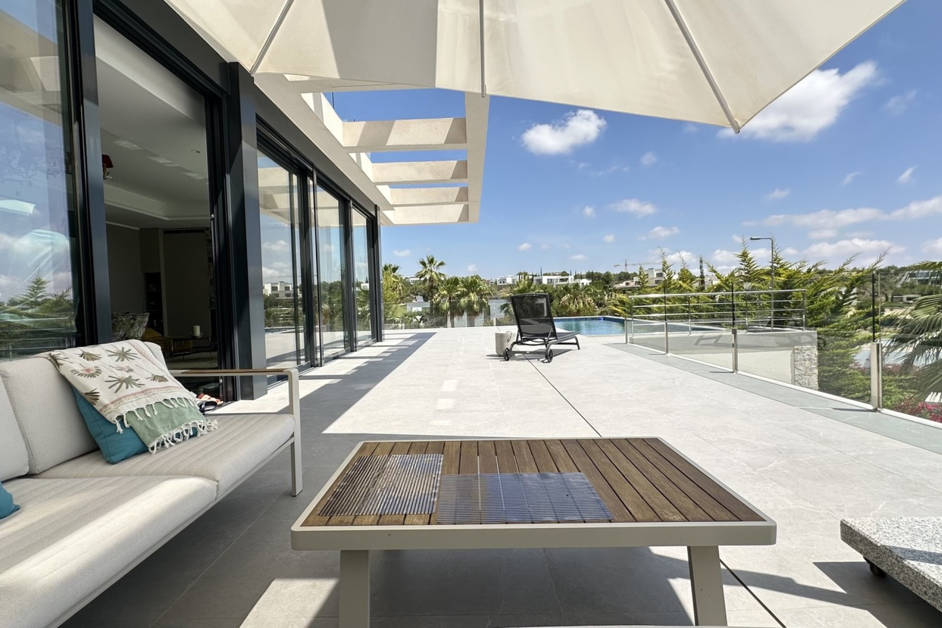 Reventa - Villa - Las Colinas Golf Resort