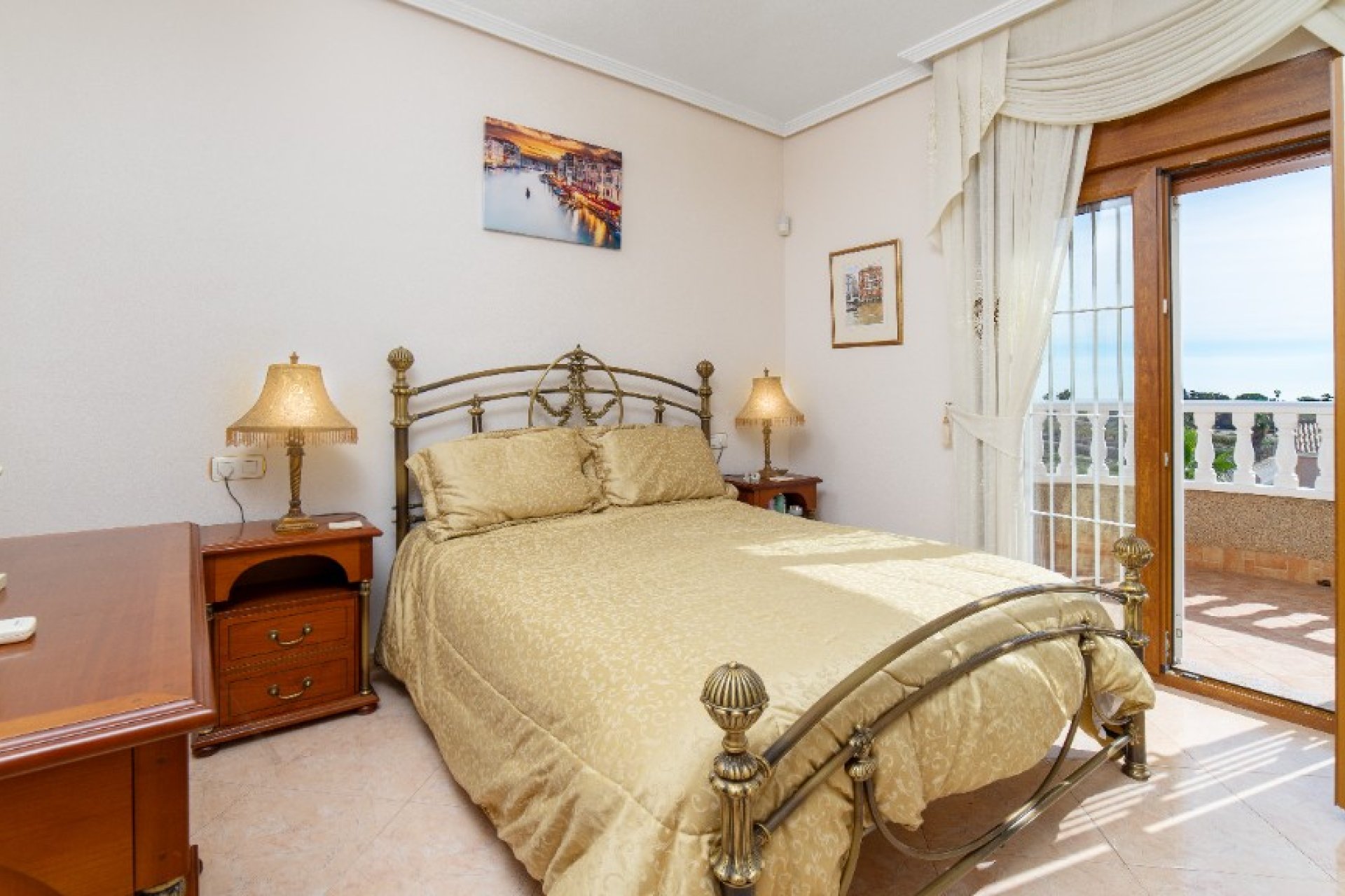 Reventa - Villa - Los Altos