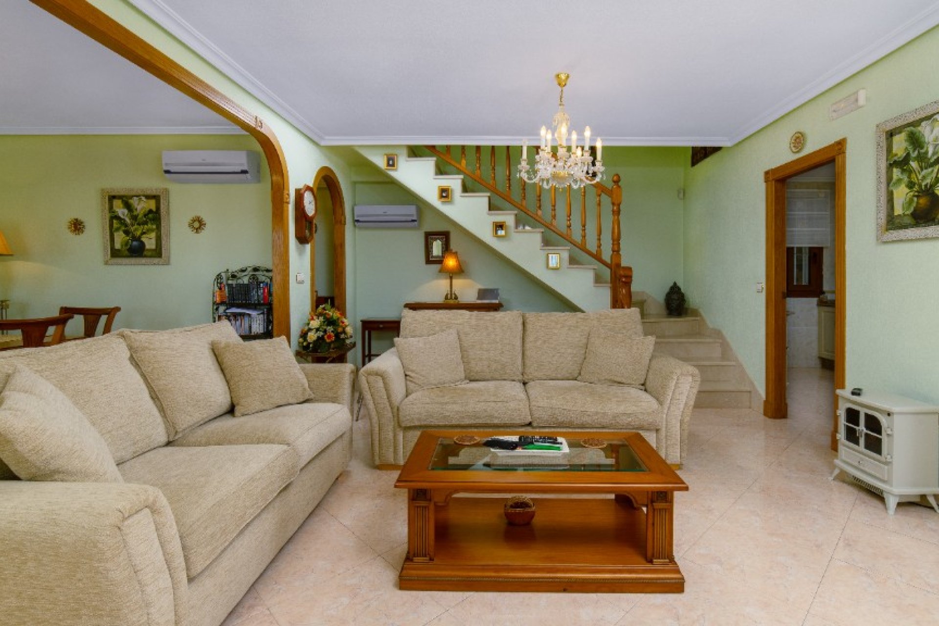 Reventa - Villa - Los Altos