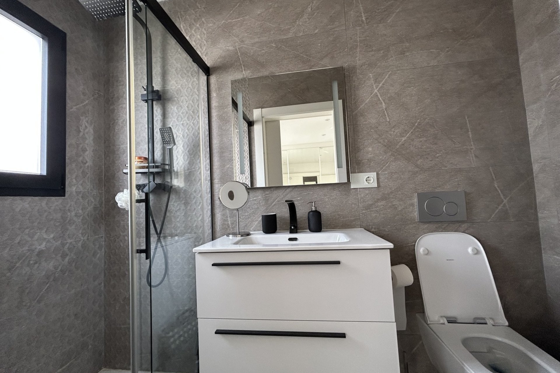 Reventa - Villa - Los Balcones