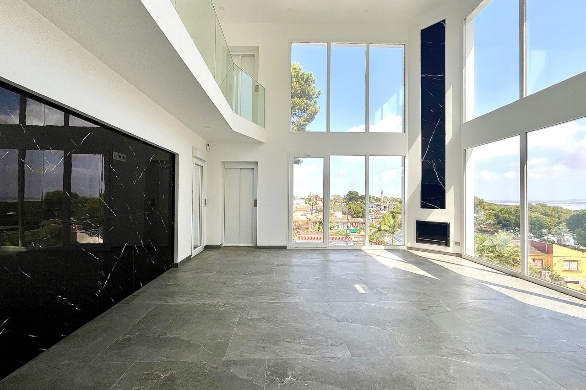 Reventa - Villa - Los Balcones