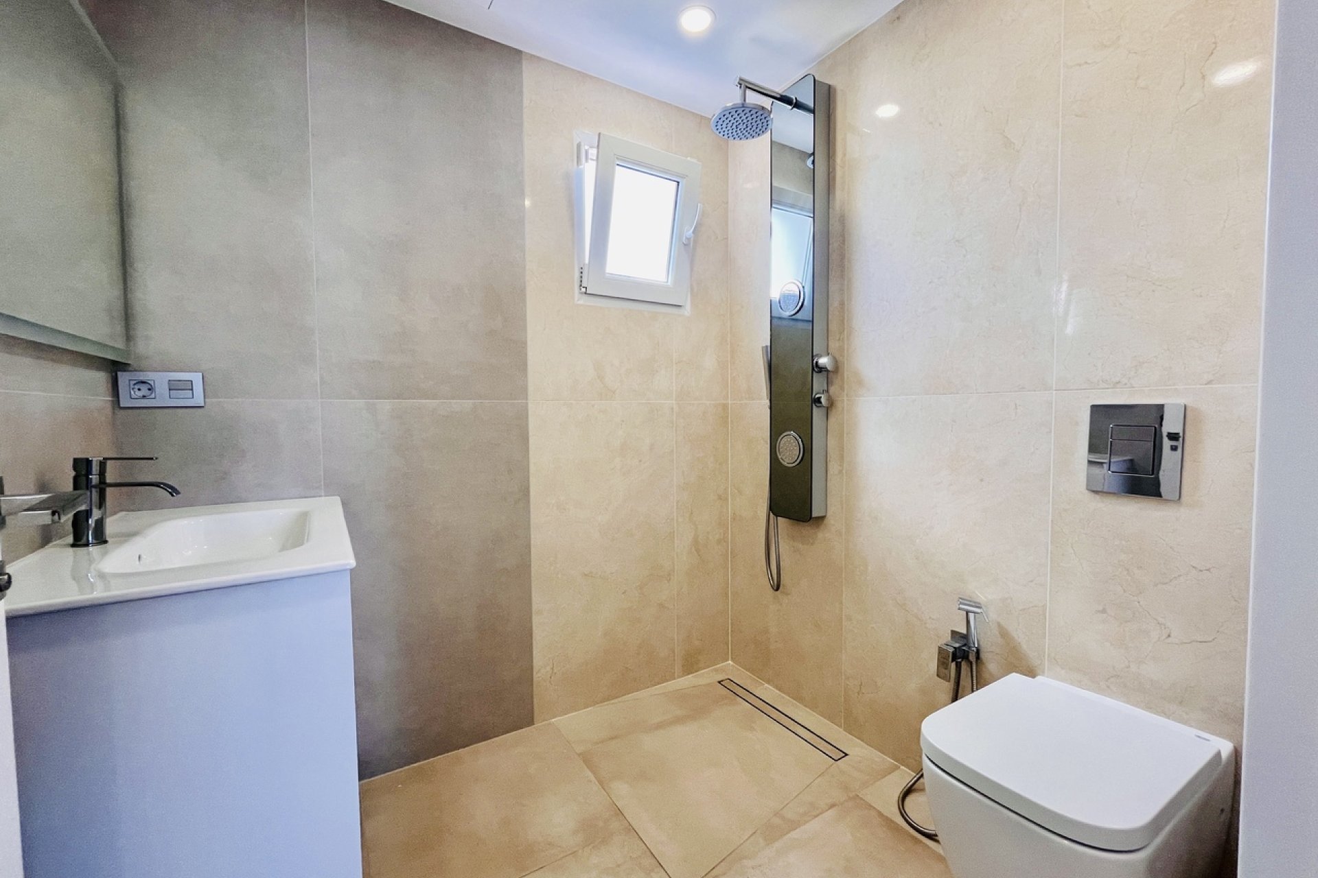 Reventa - Villa - Los Balcones