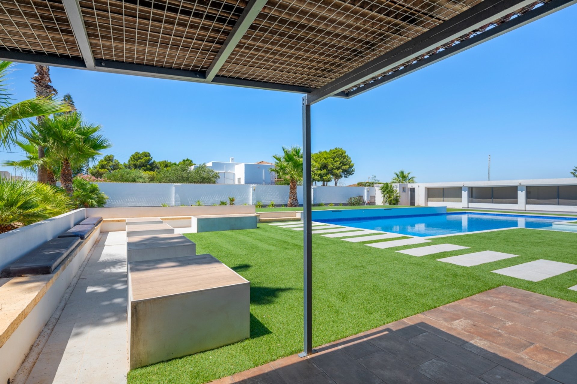 Reventa - Villa - Los Montesinos - La Herrada