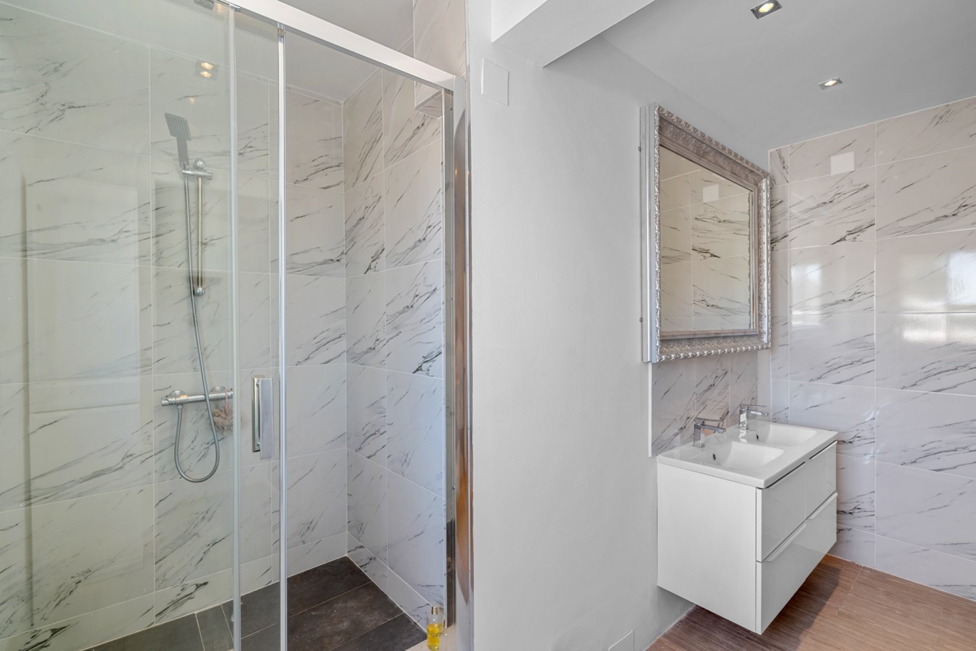 Reventa - Villa - Los Montesinos - La Herrada