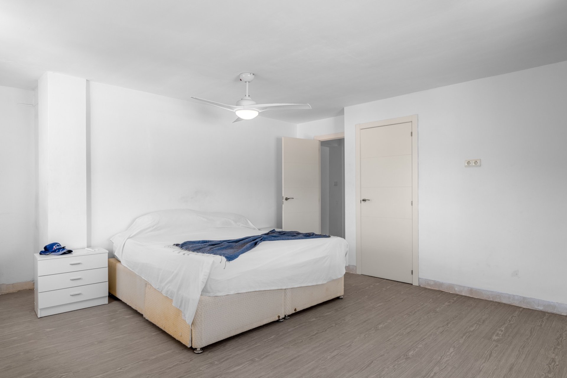 Reventa - Villa - Los Montesinos - La Herrada