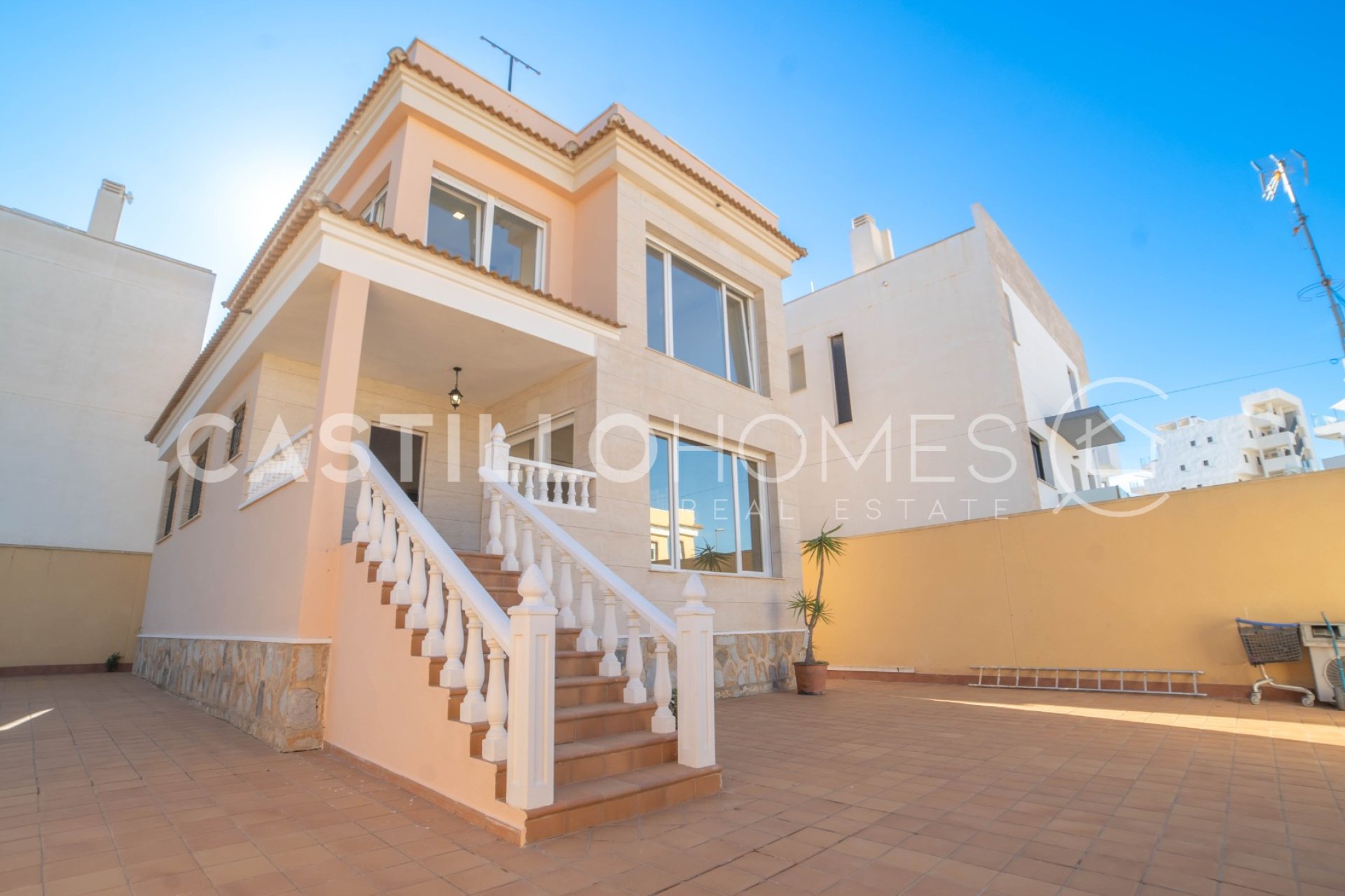 Reventa - Villa - Orihuela Costa - Las Filipinas
