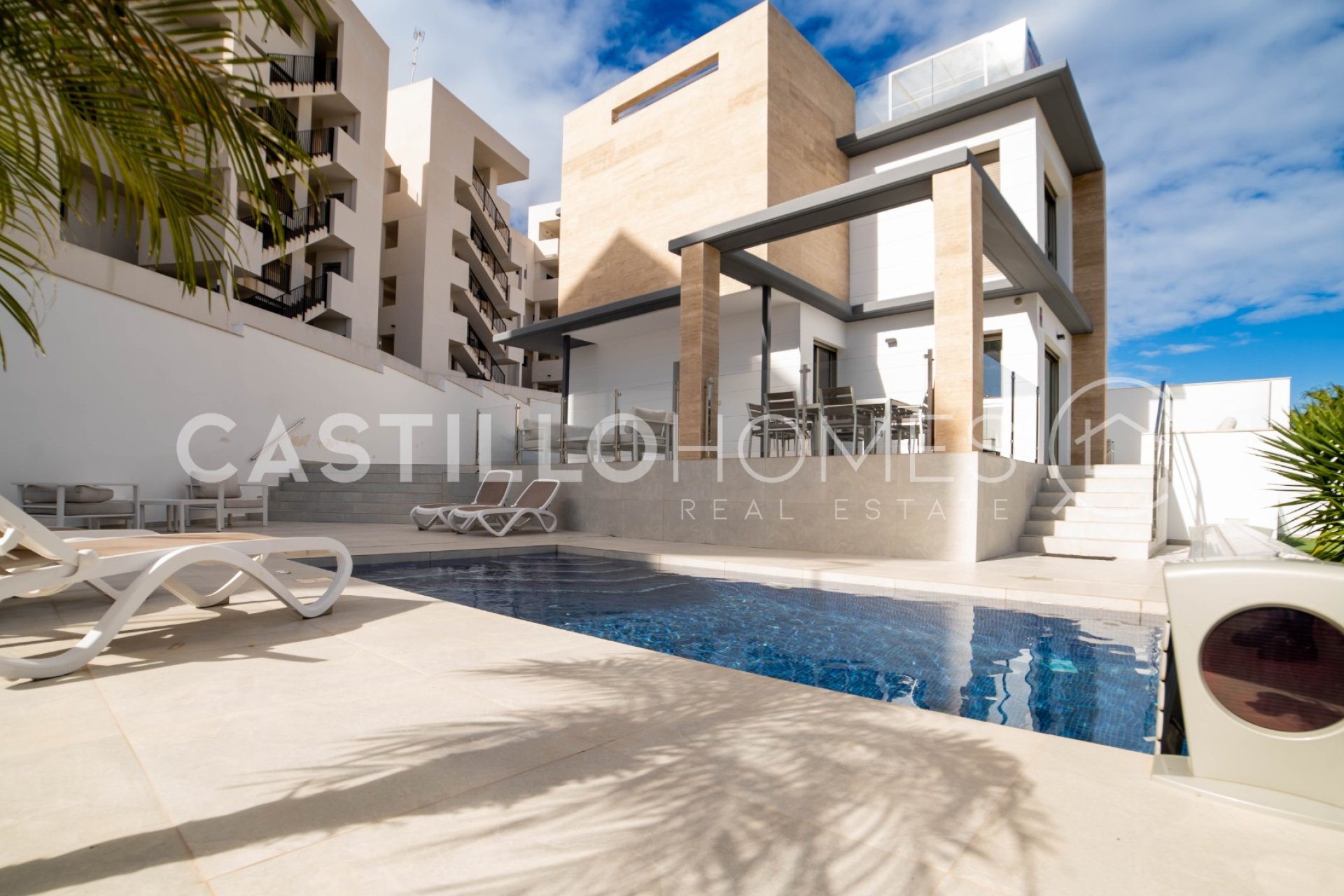 Reventa - Villa - Orihuela Costa - Las Filipinas