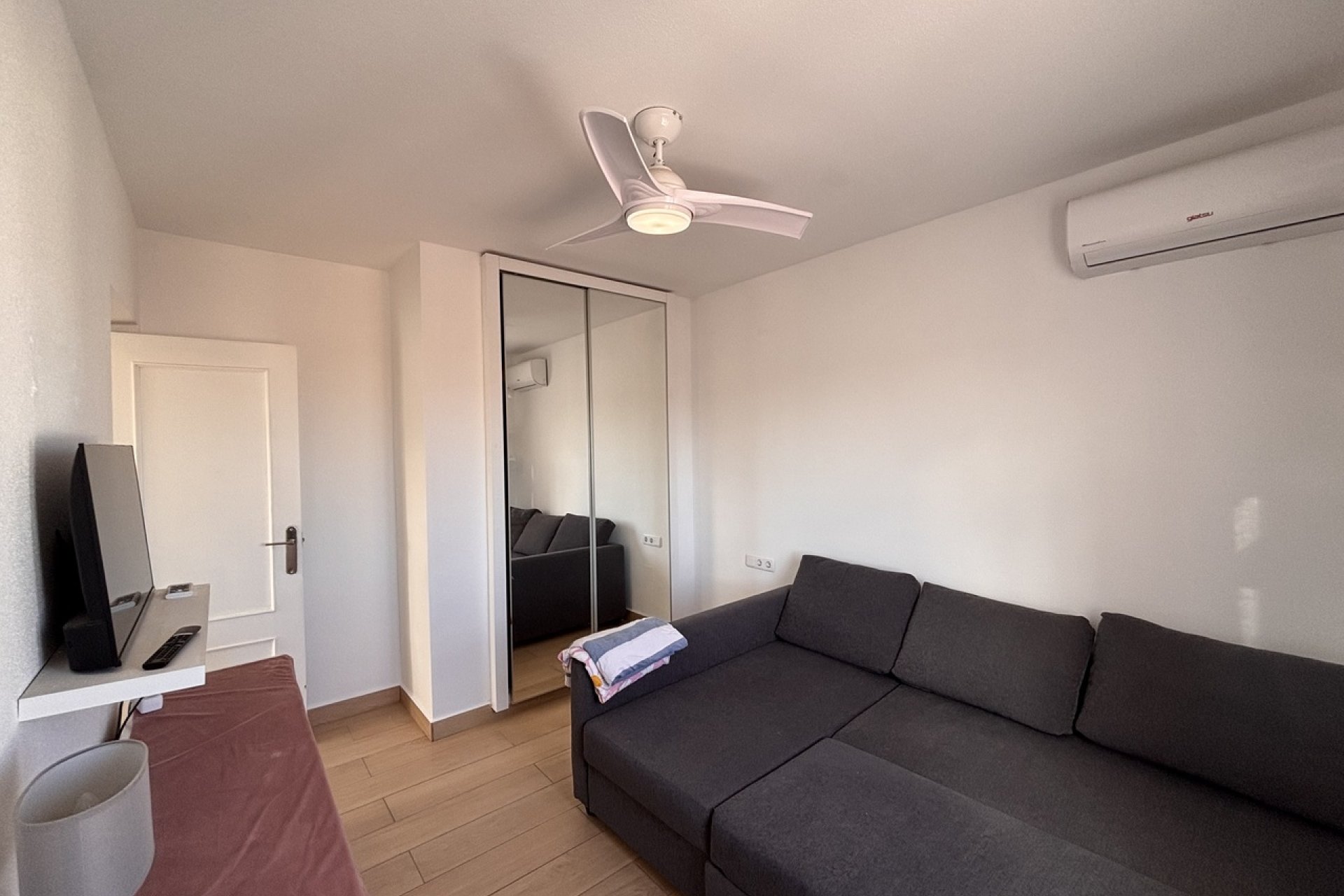 Reventa - Villa - Orihuela Costa - Playa Flamenca