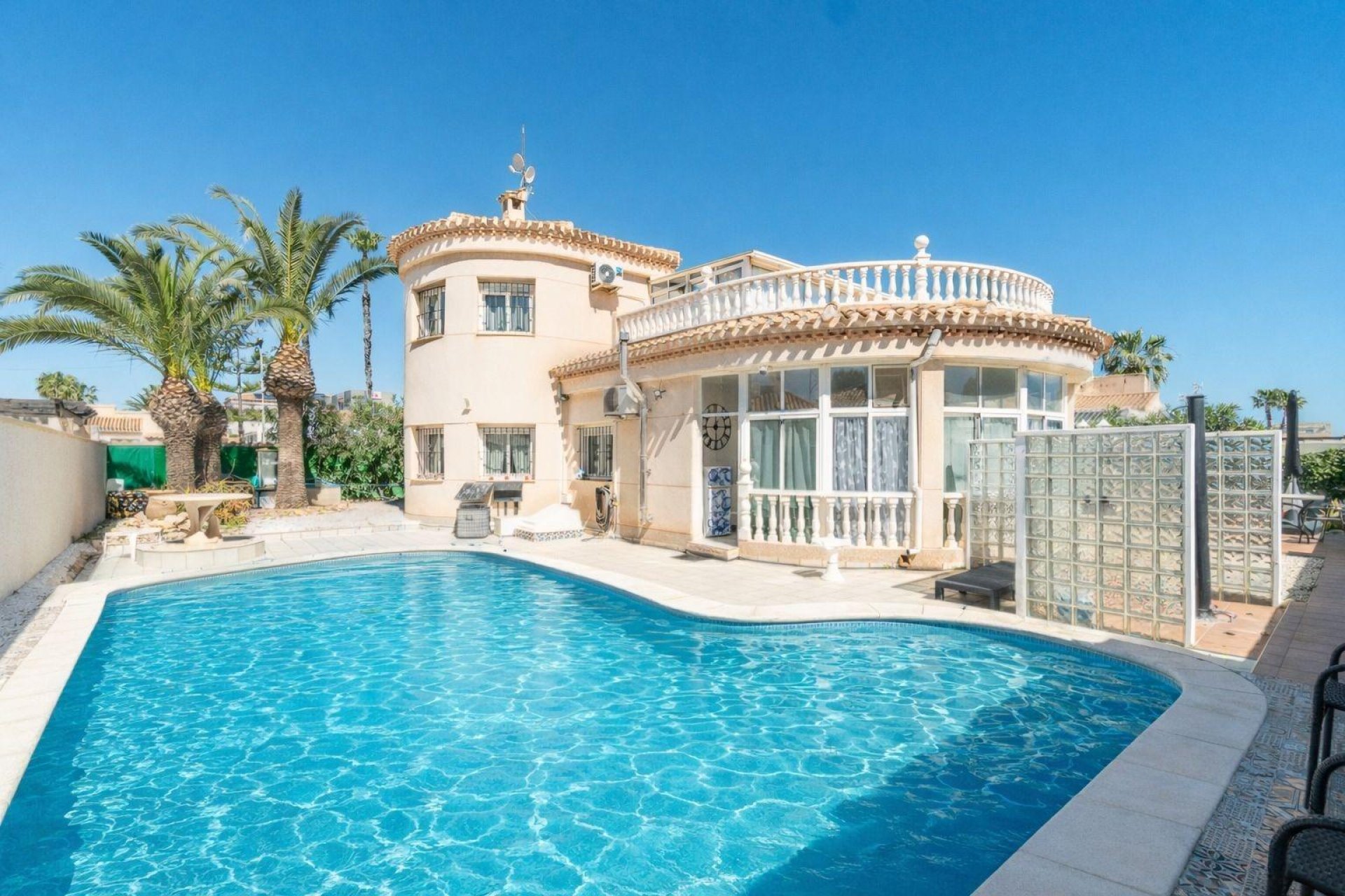 Reventa - Villa - Orihuela Costa - Playa Flamenca
