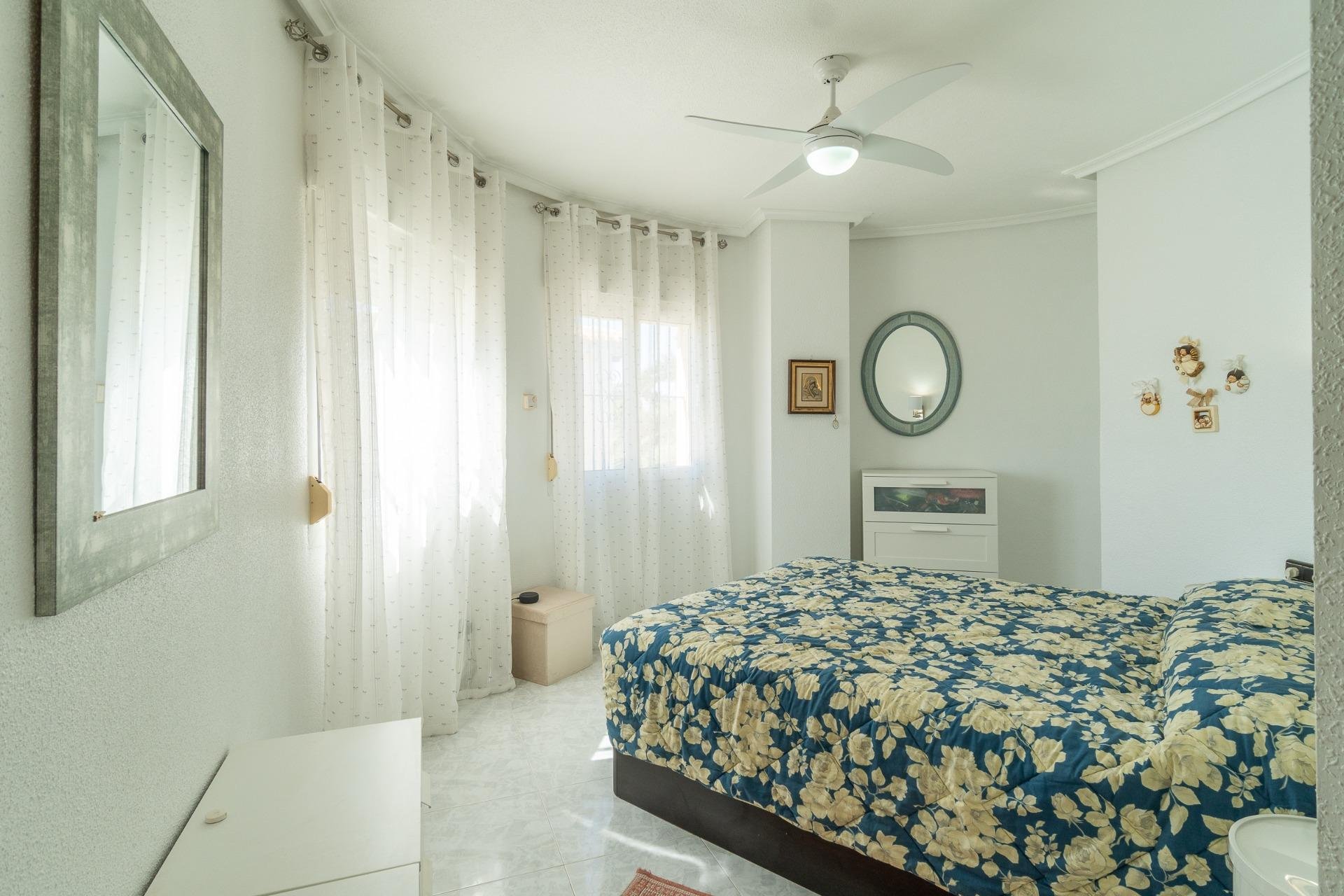 Reventa - Villa - Orihuela Costa - Playa Flamenca