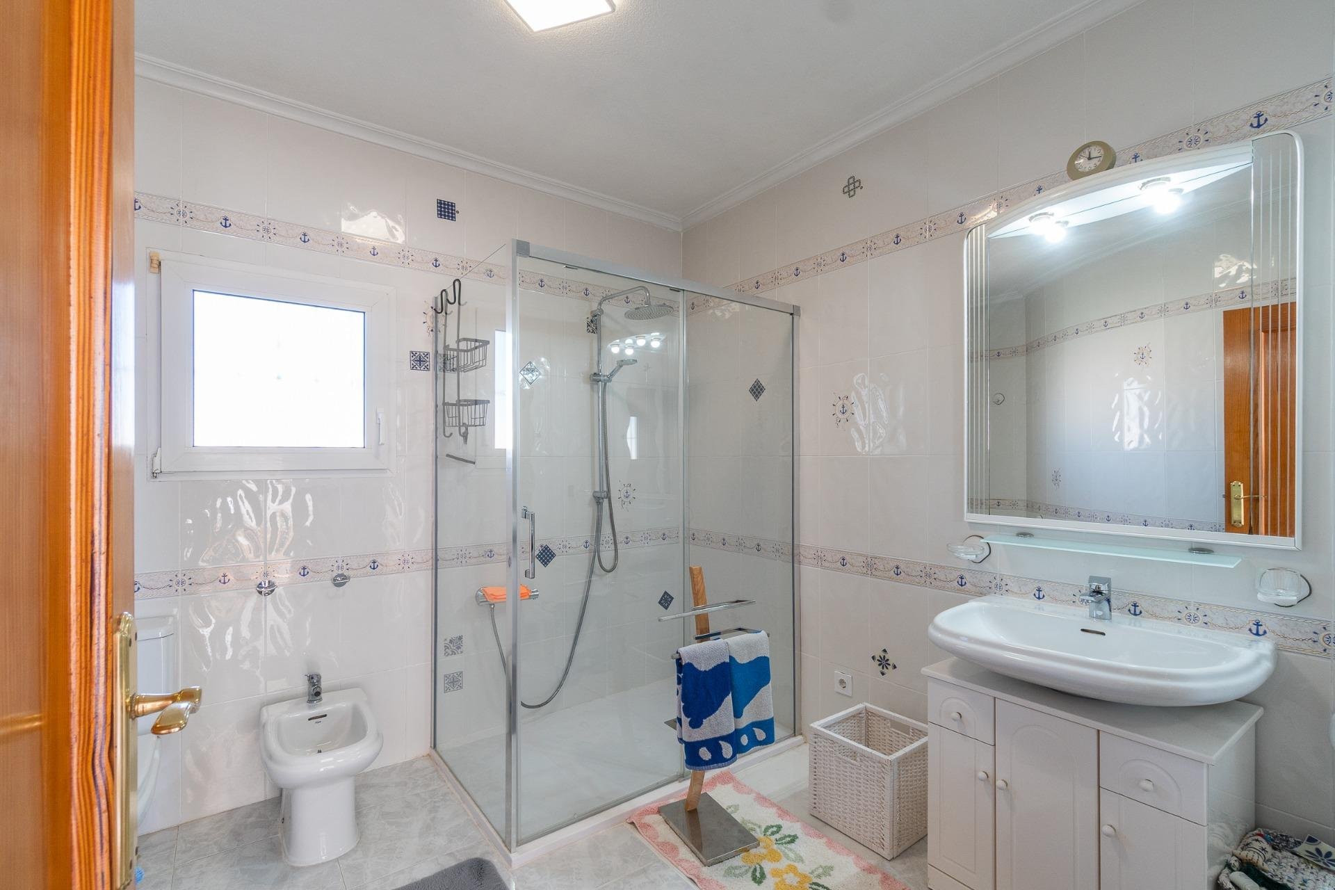 Reventa - Villa - Orihuela Costa - Playa Flamenca