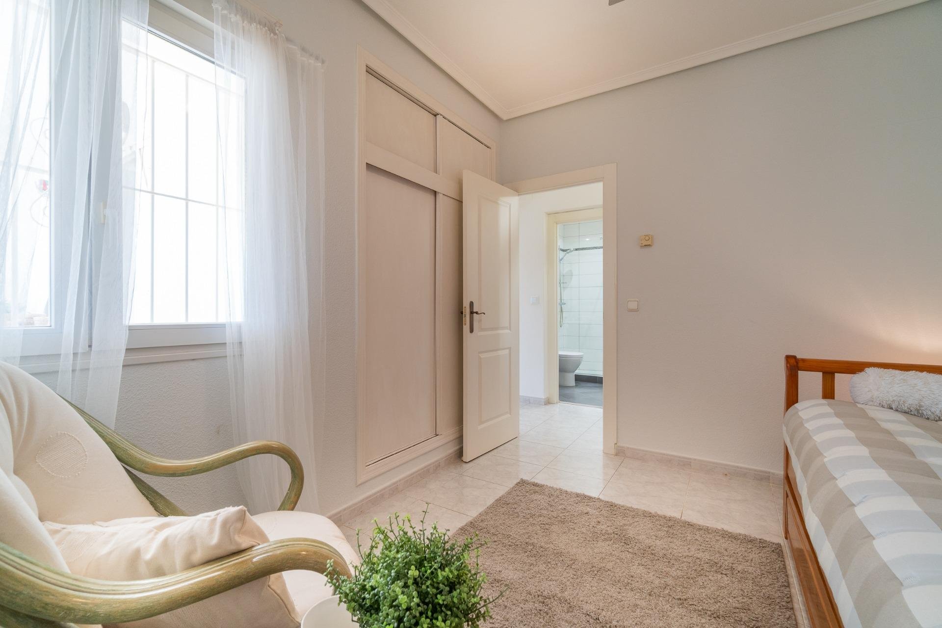Reventa - Villa - Orihuela Costa - Playa Flamenca