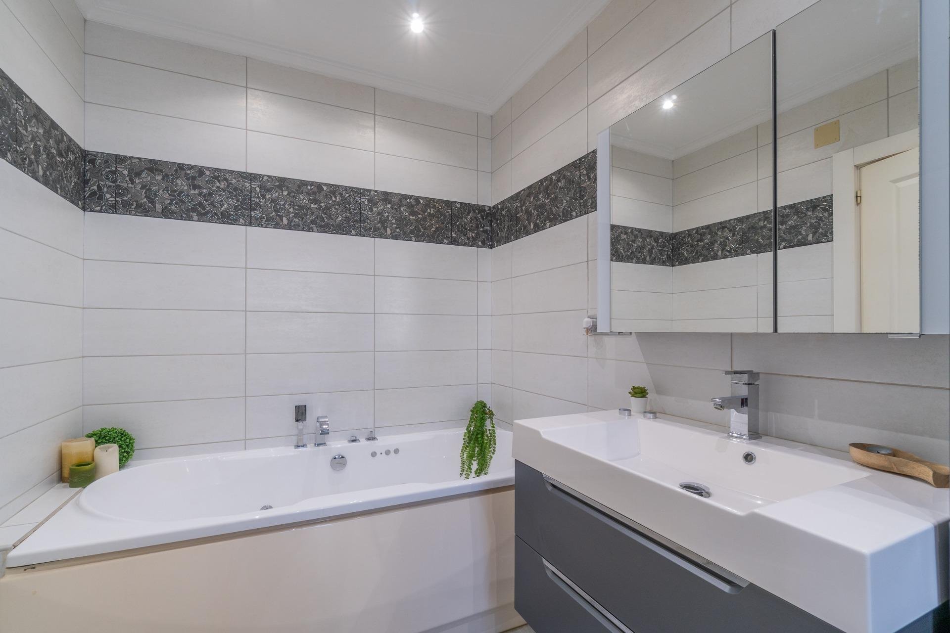 Reventa - Villa - Orihuela Costa - Playa Flamenca