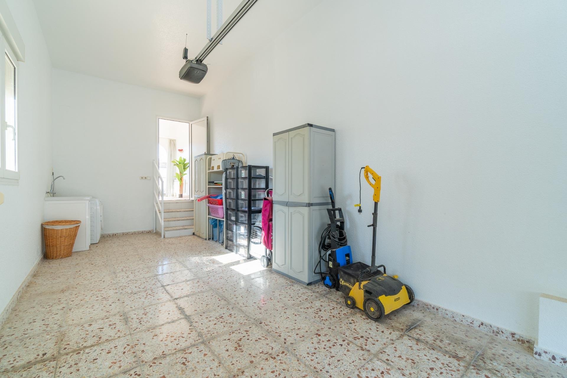 Reventa - Villa - Orihuela Costa - Playa Flamenca