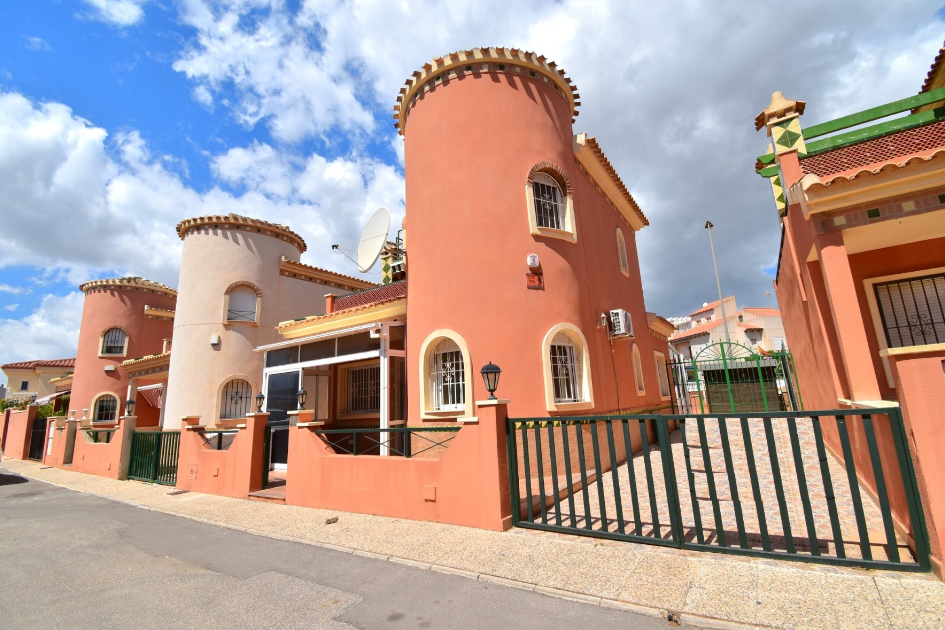Reventa - Villa - Orihuela Costa - Playa Flamenca