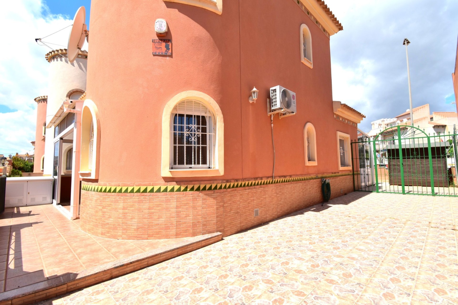 Reventa - Villa - Orihuela Costa - Playa Flamenca