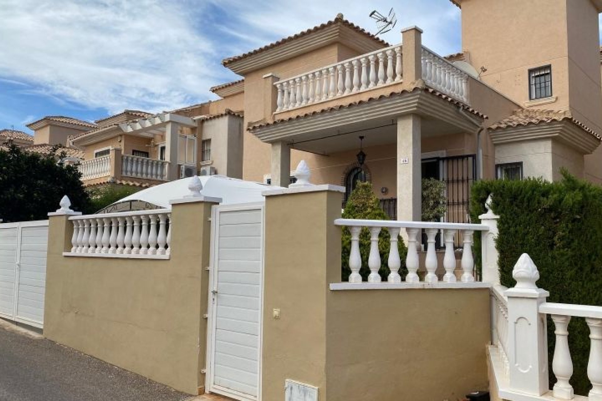 Reventa - Villa - Orihuela Costa